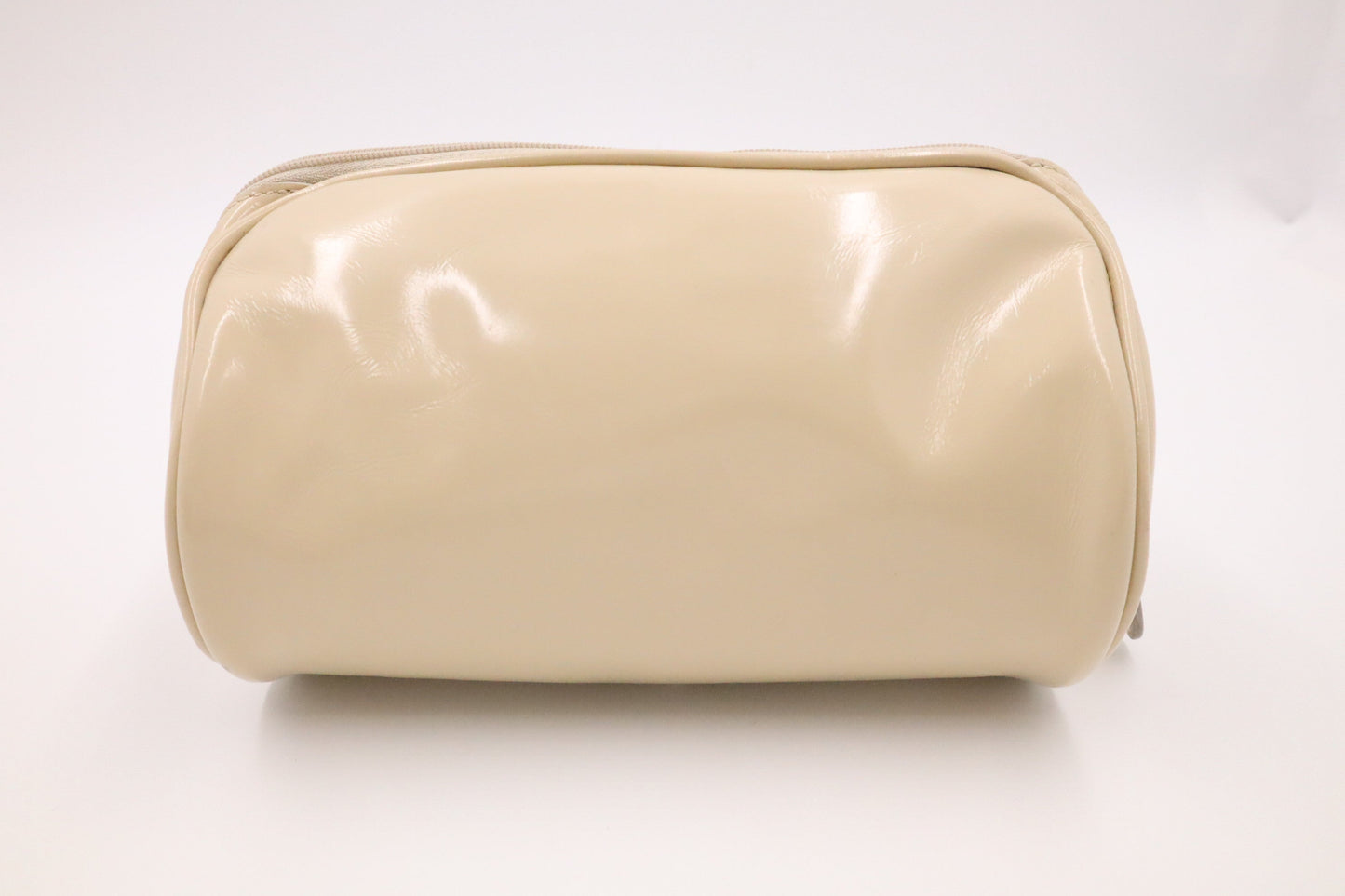Gucci Cosmetic Pouch in Beige Patent Leather