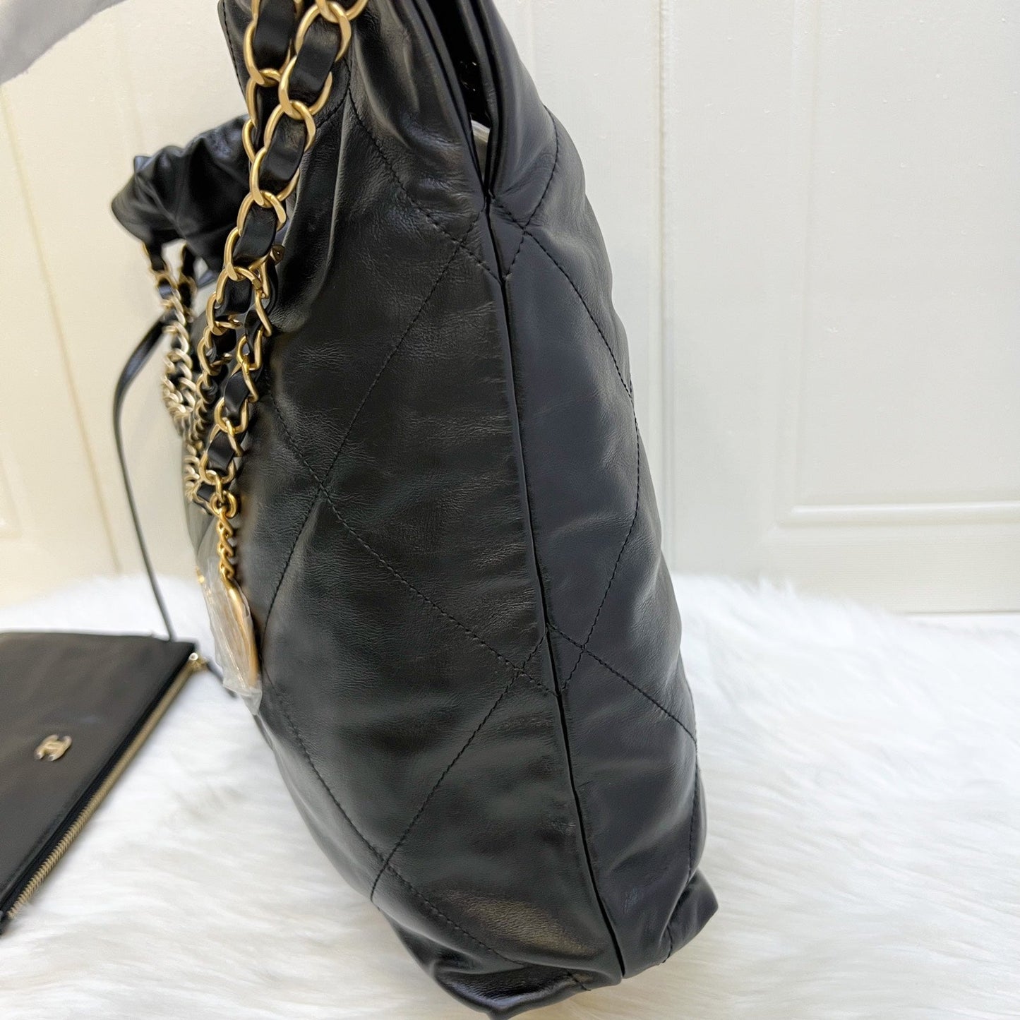 Chanel 22 Medium Hobo Bag in Black Calfskin and AGHW (Model: AS3261)