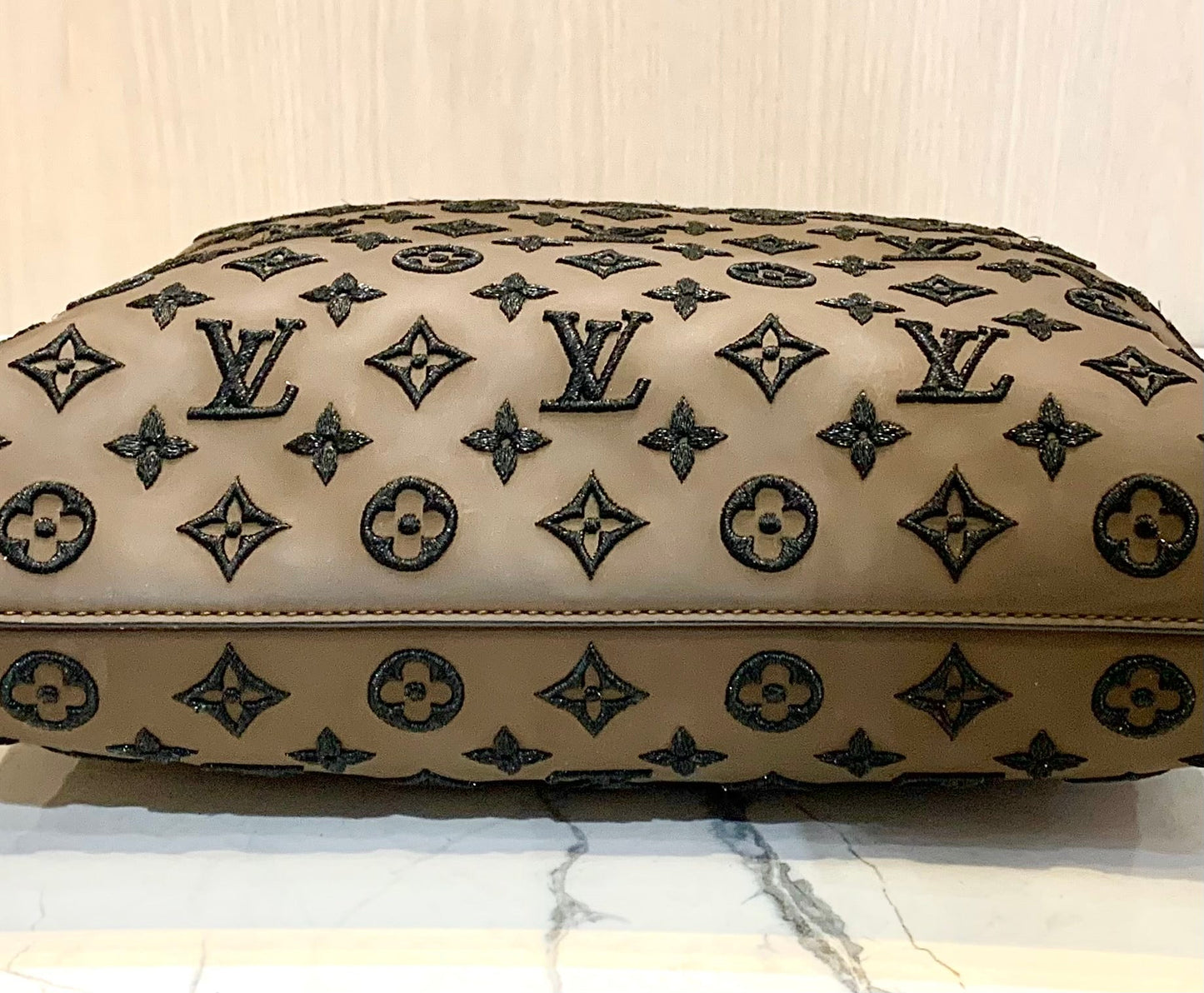 LOUIS VUITTON LOCKIT BAG - LIMITED EDITION