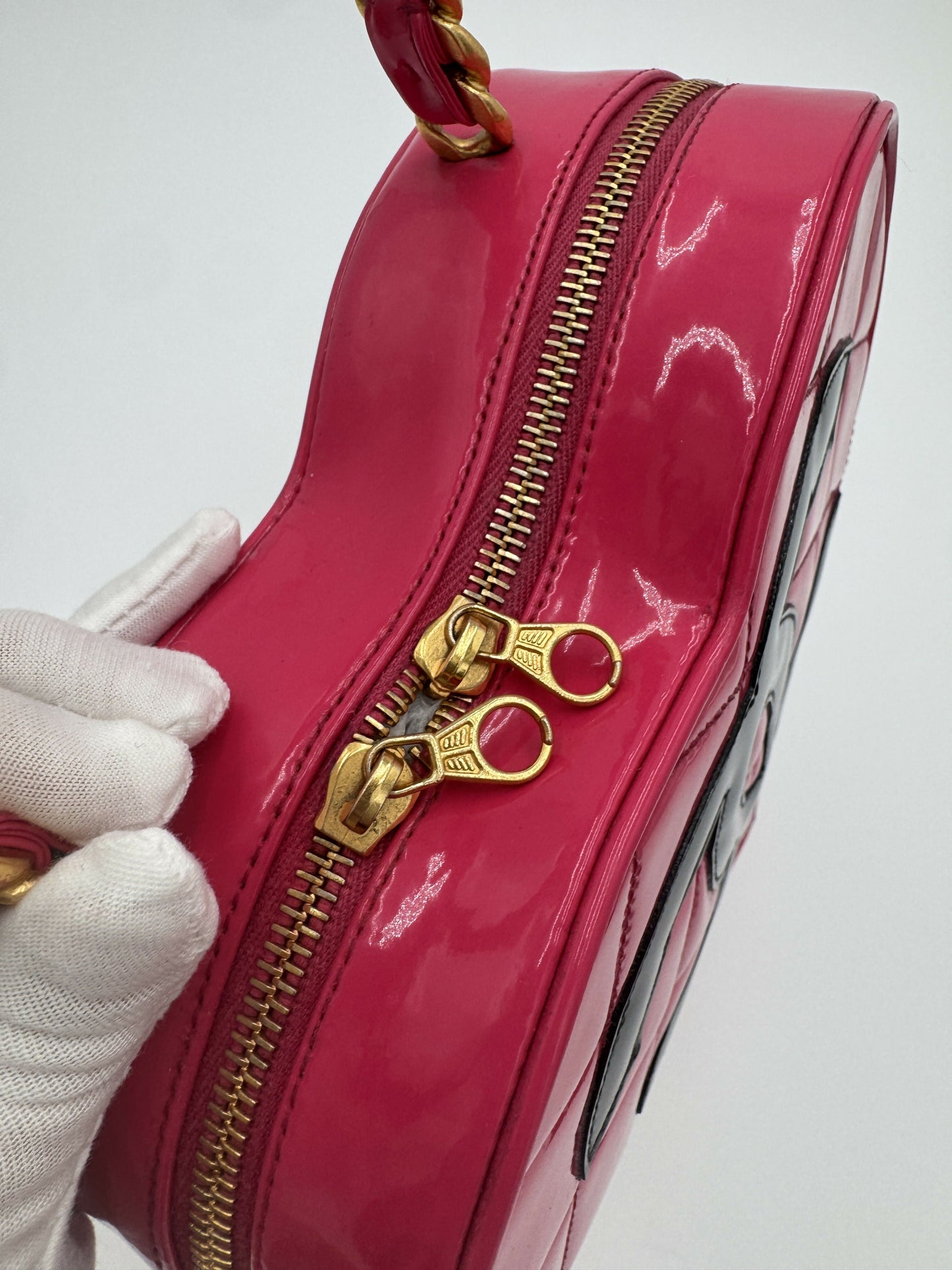Chanel 1995 Barbie Barbie/Pink Heart Vanity Bag