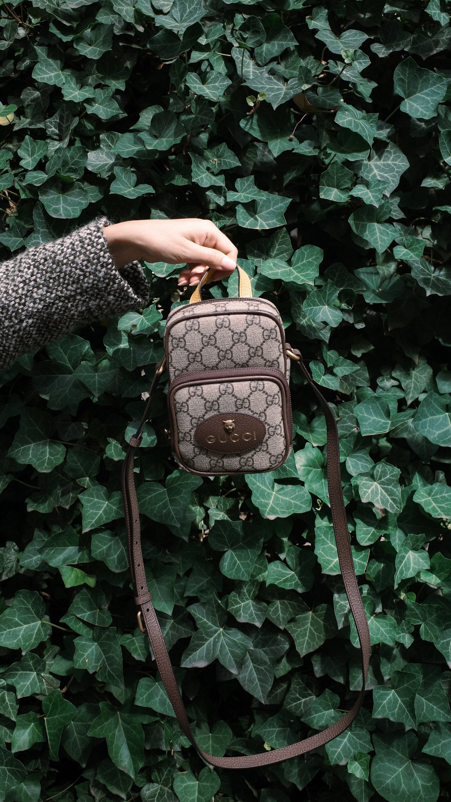 GUCCI Neo Crossbody Bag GG Supreme