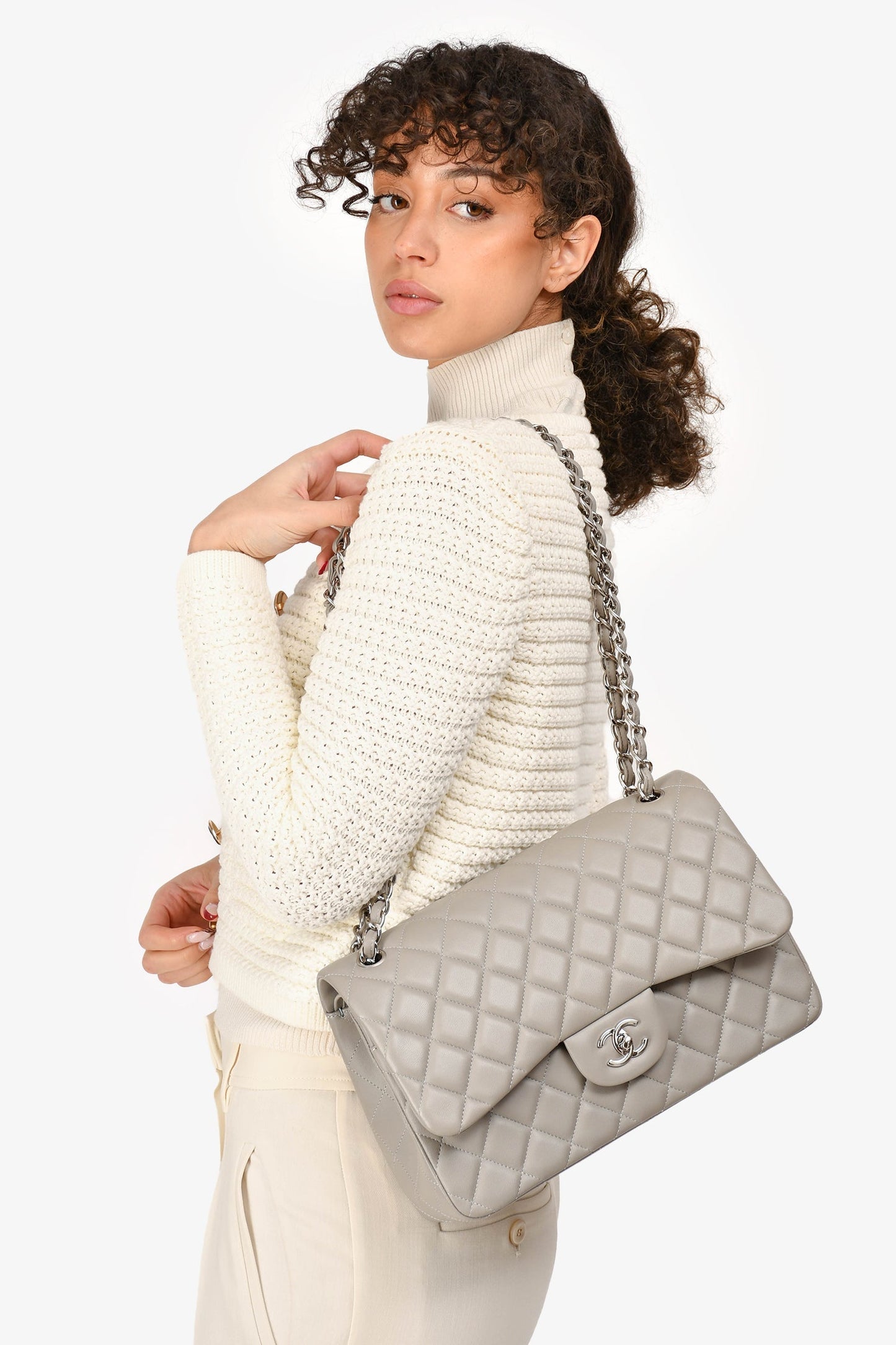 Chanel 2019/20 Grey Lambskin Leather Jumbo Double Flap Shoulder Bag