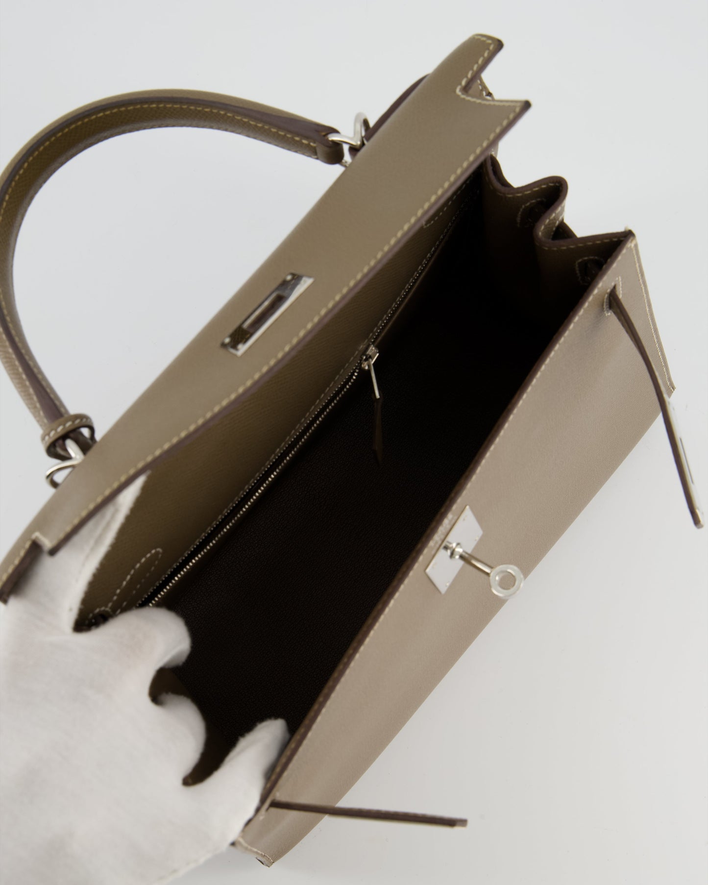 Hermes Kelly 28 Sellier Bag in Etoupe Epsom Leather with Palladium Hardware