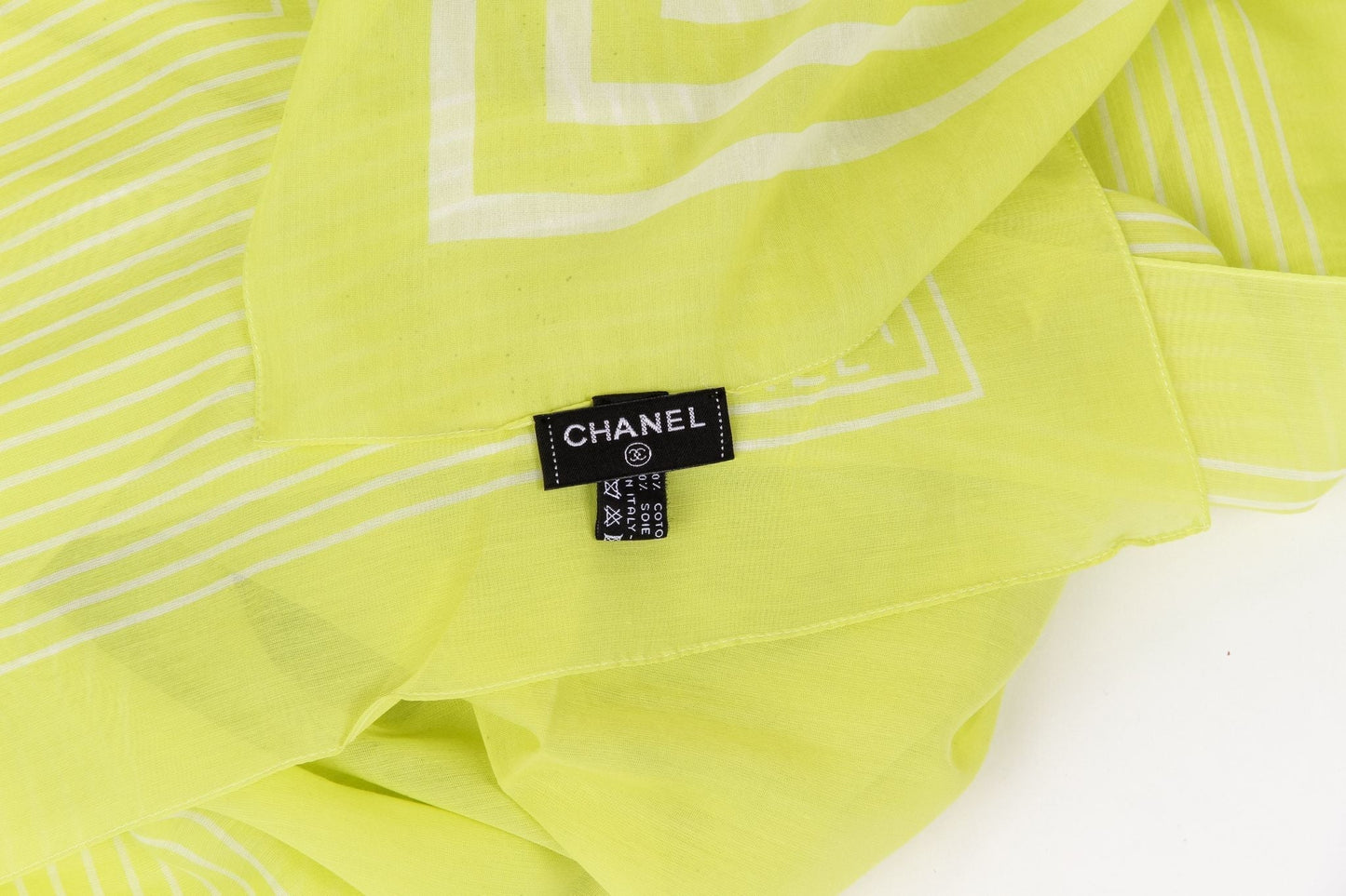 Chanel new chartre white stripe shawl