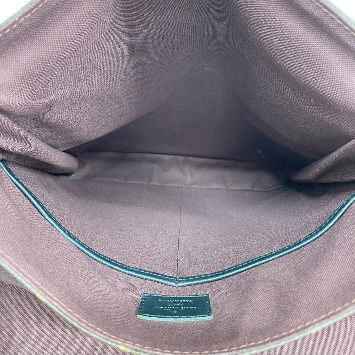Louis Vuitton Noir Shoulder Bag