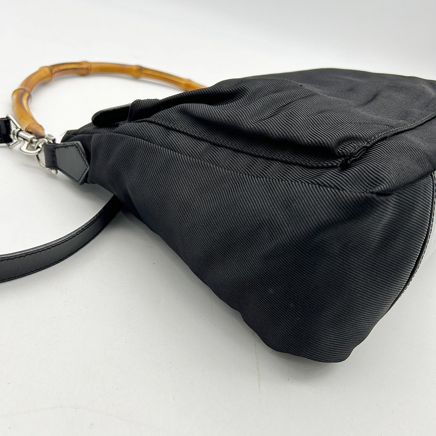 Gucci Bamboo Nylon One Shoulder Bag gu4410kk
