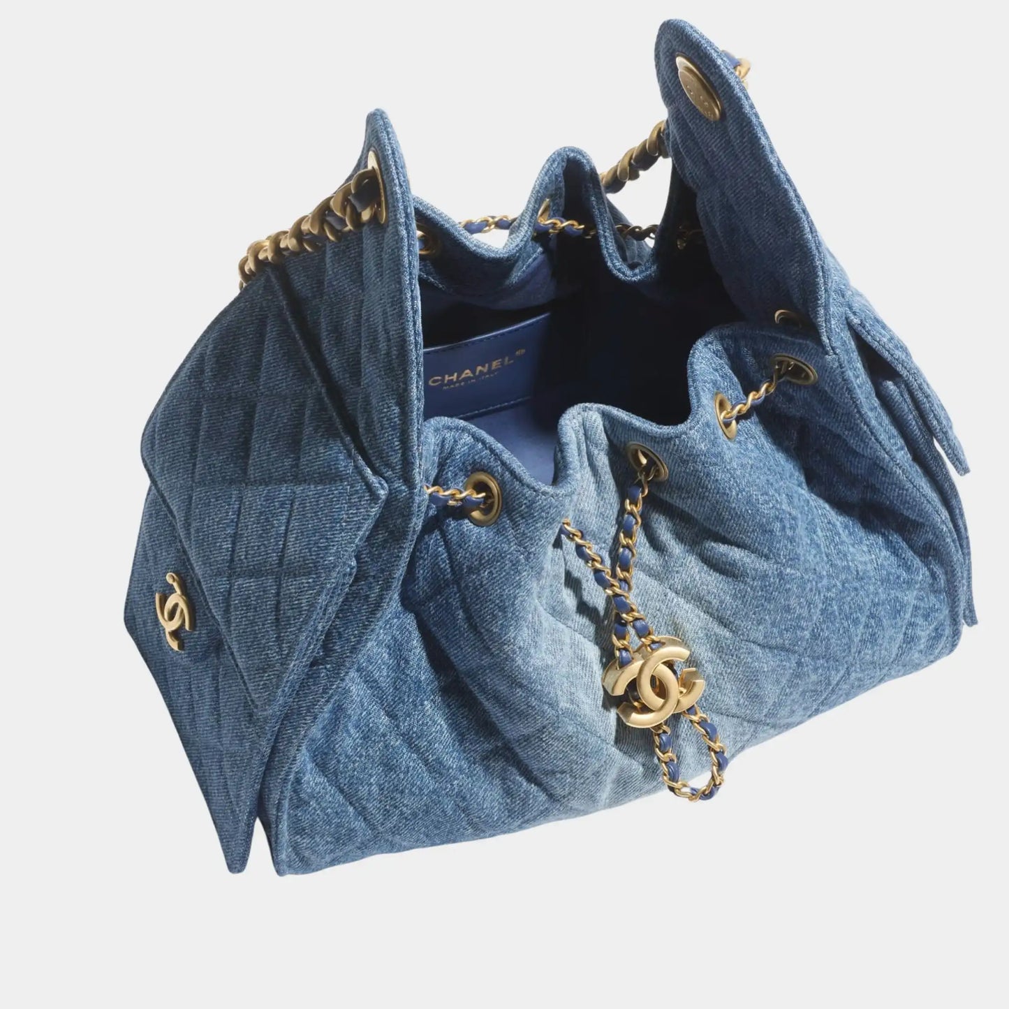 Chanel 25 Small Handbag washed & Gold Tone Metal