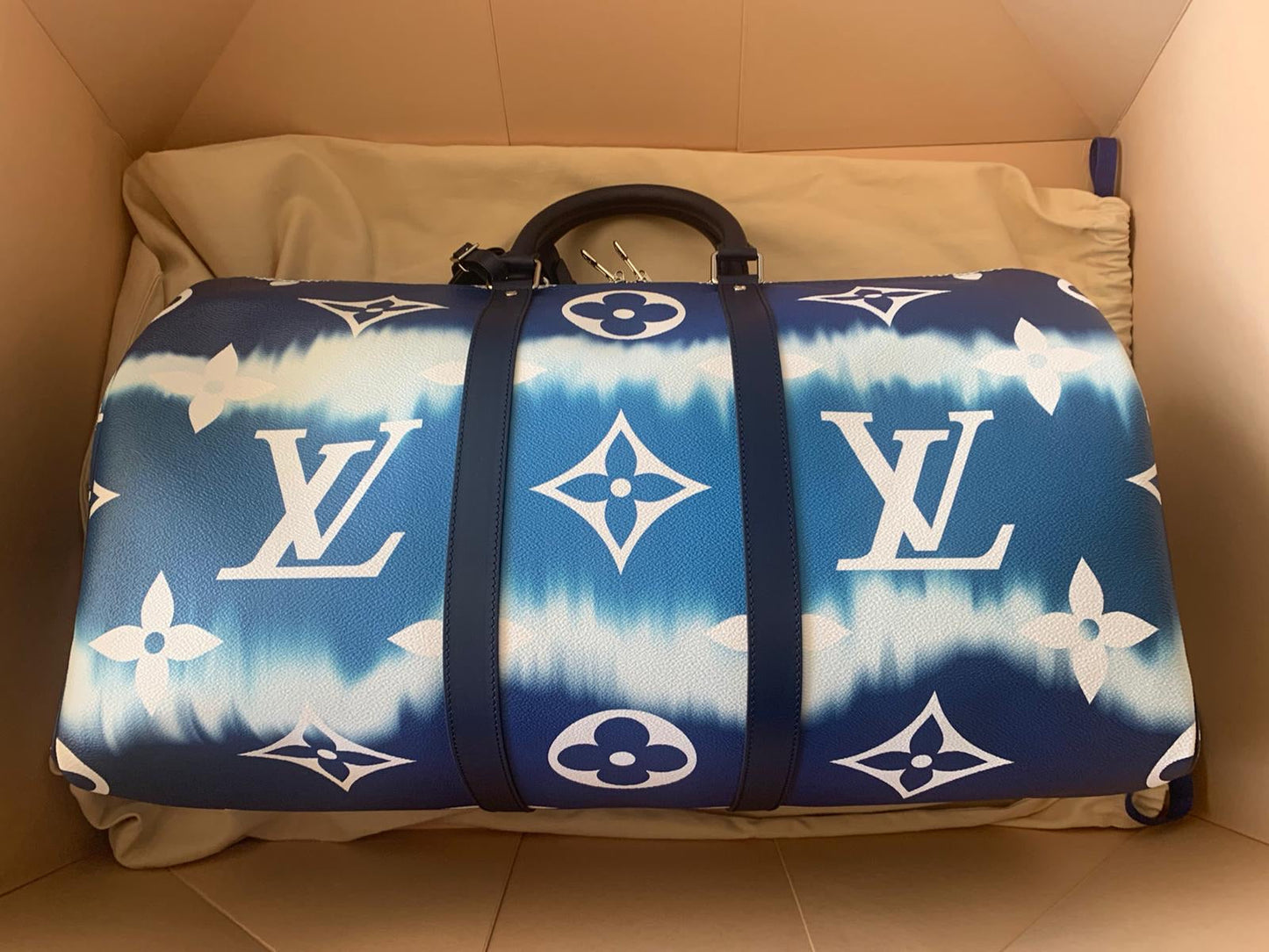 Louis Vuitton Keepall Bandouliere 50 LV Escale Crossbody