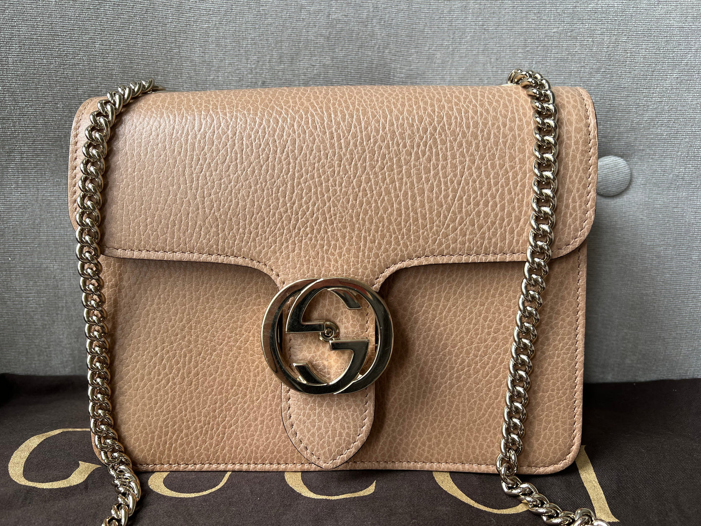 Gucci Chain Leather Shoulder Bag
