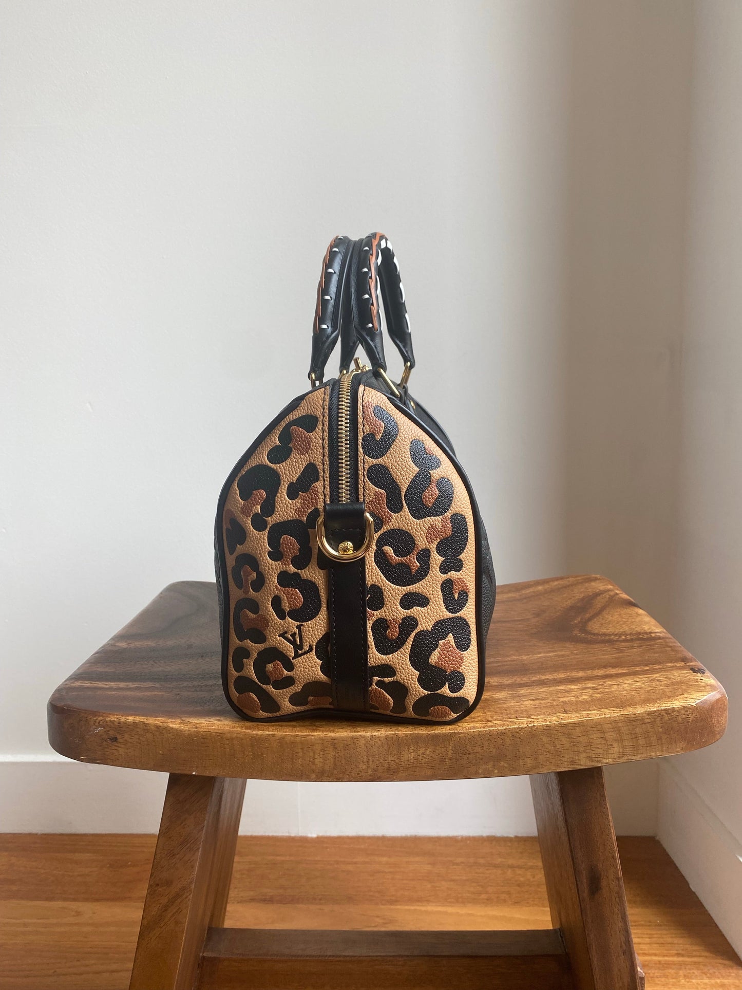 Louis Vuitton Wild at Heart Bandouliere 25 Crossbody
