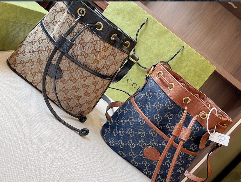 Gucci Canvas Monogram Tote Style 187