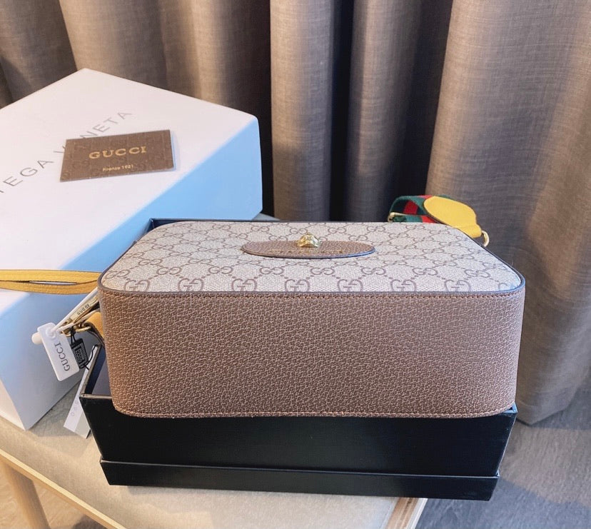 Gucci Woman Crossbody Style 2