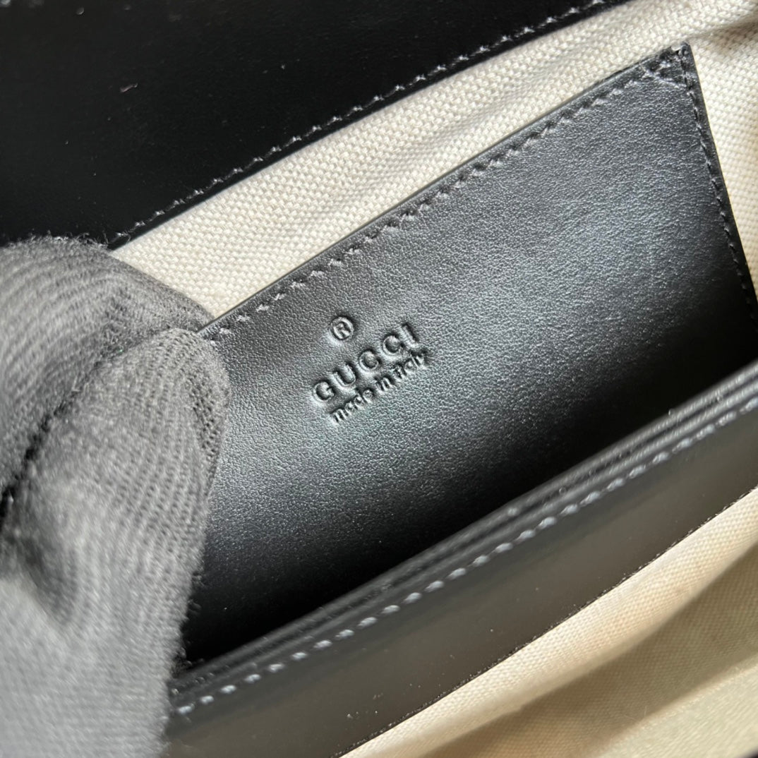 Gucci Leather Shoulder Bag Style 68