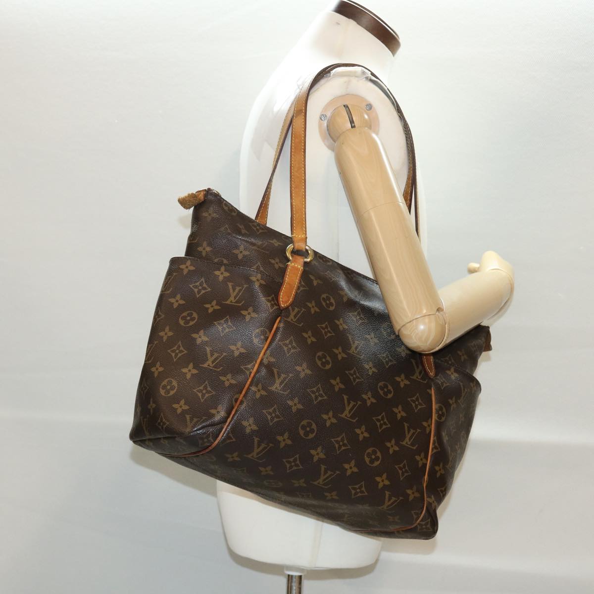 LOUIS VUITTON Monogram Totally MM Tote Bag M56689 LV ki2830