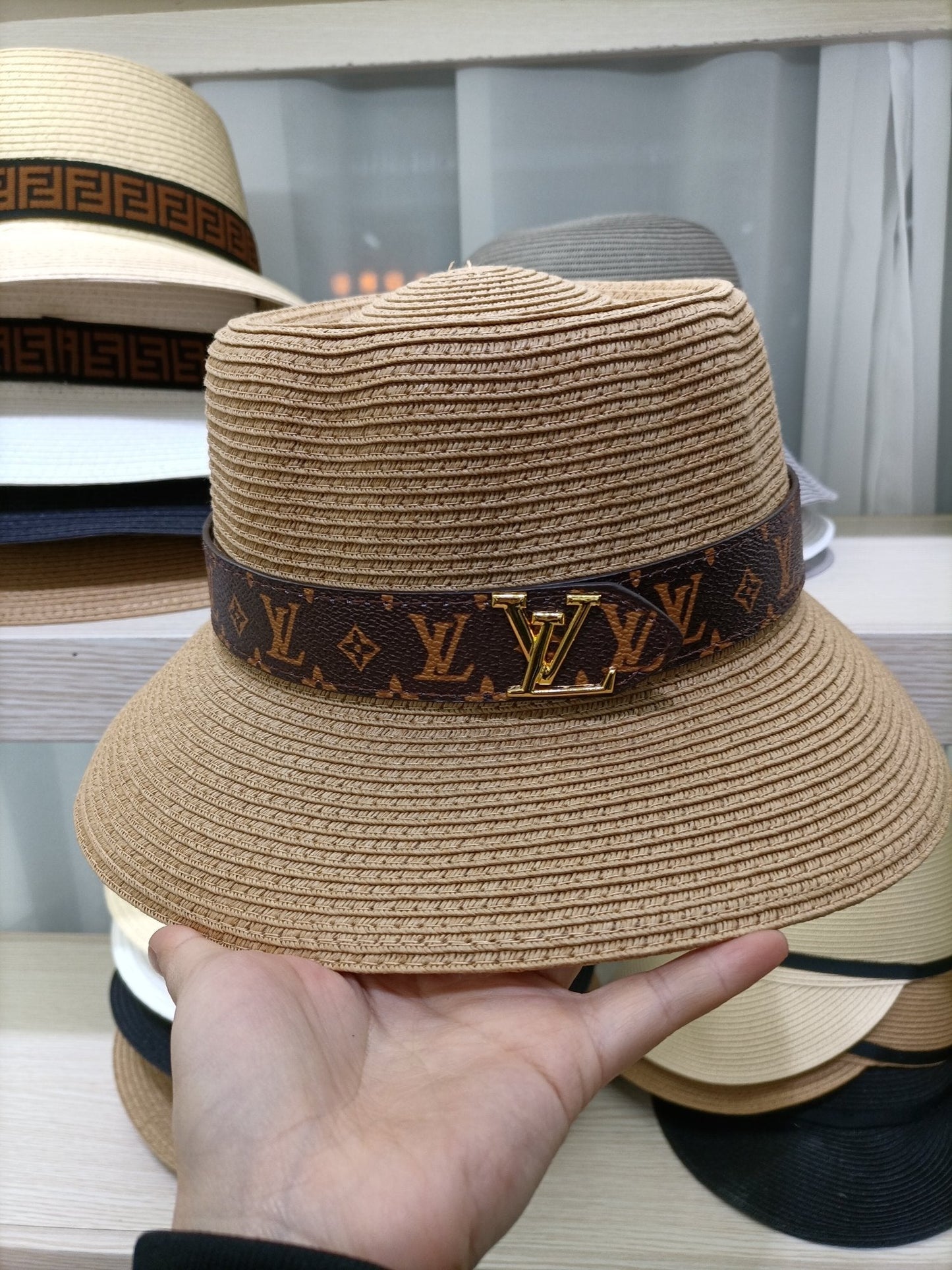 Louis vuitton hat