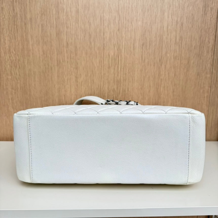 Chanel Shoulder Bag - Lynora Bags