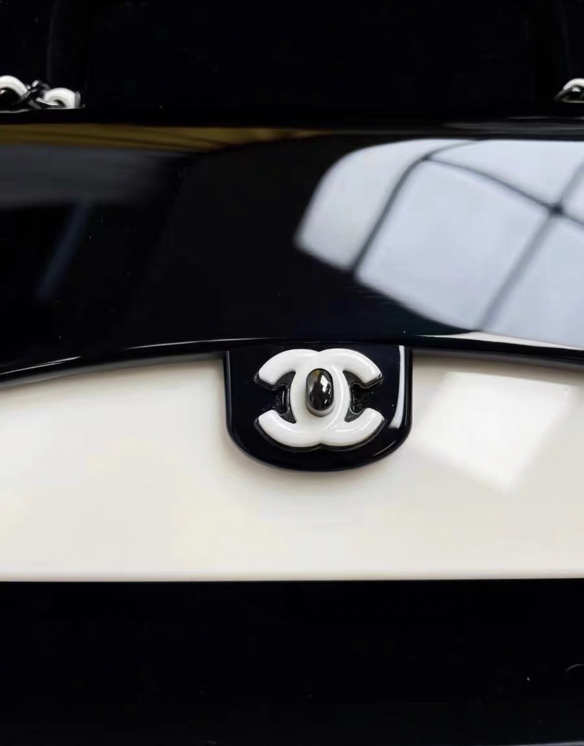 Chanel Black White Acrylic Chain Bag collector s items