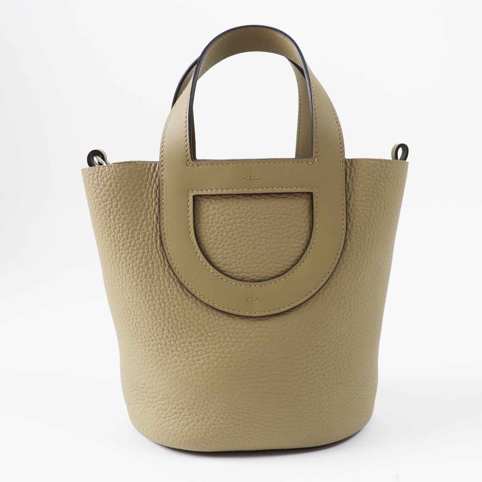 HERMES Handbag Main: Taurillon Clemence, Part: Swift beige marfa in the loop 18 Women