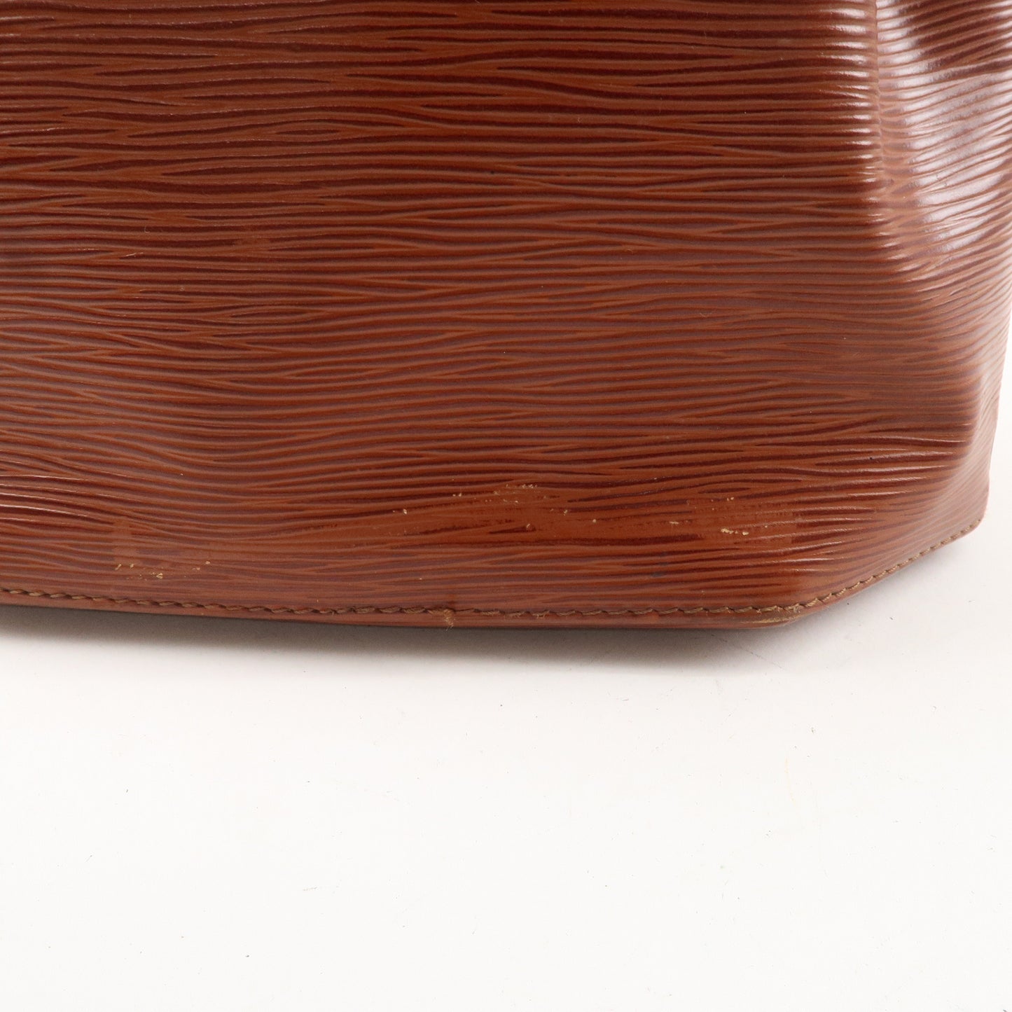 Louis Vuitton Epi Sac D'epaule PM Bucket Bag Kenya Brown M80203