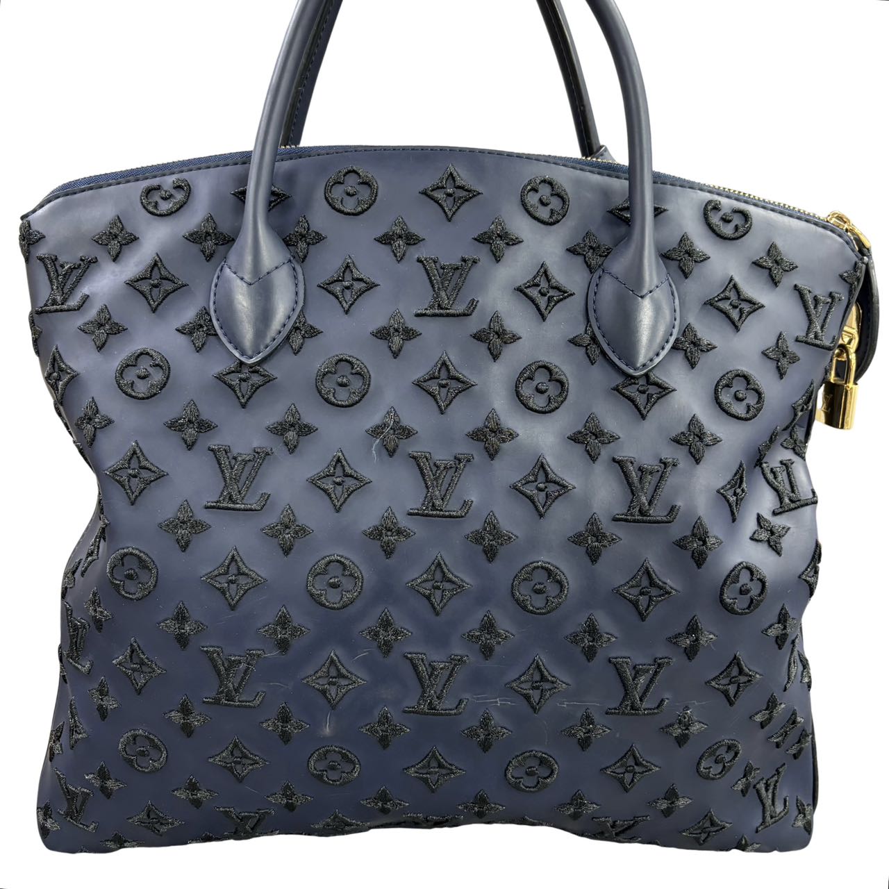 LOUIS VUITTON  Monogram Addiction Vertical Lockit MM