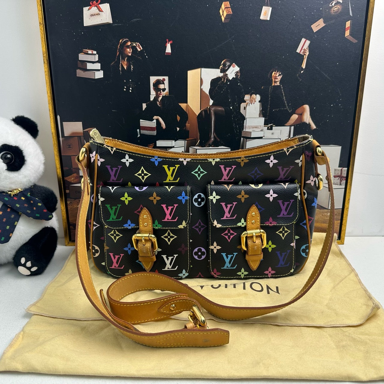LOUIS VUITTONCrossbody Bag