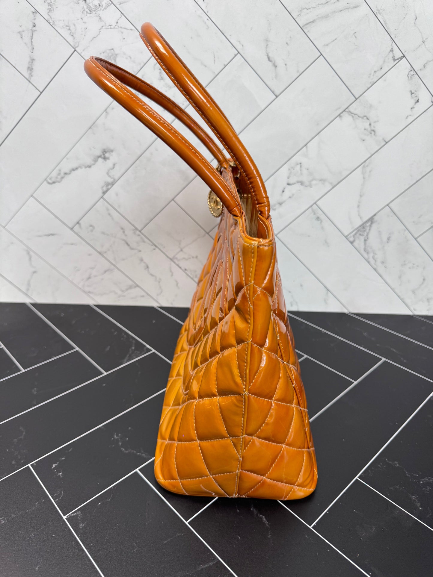 Chanel Tote Bag - Lynora Bags