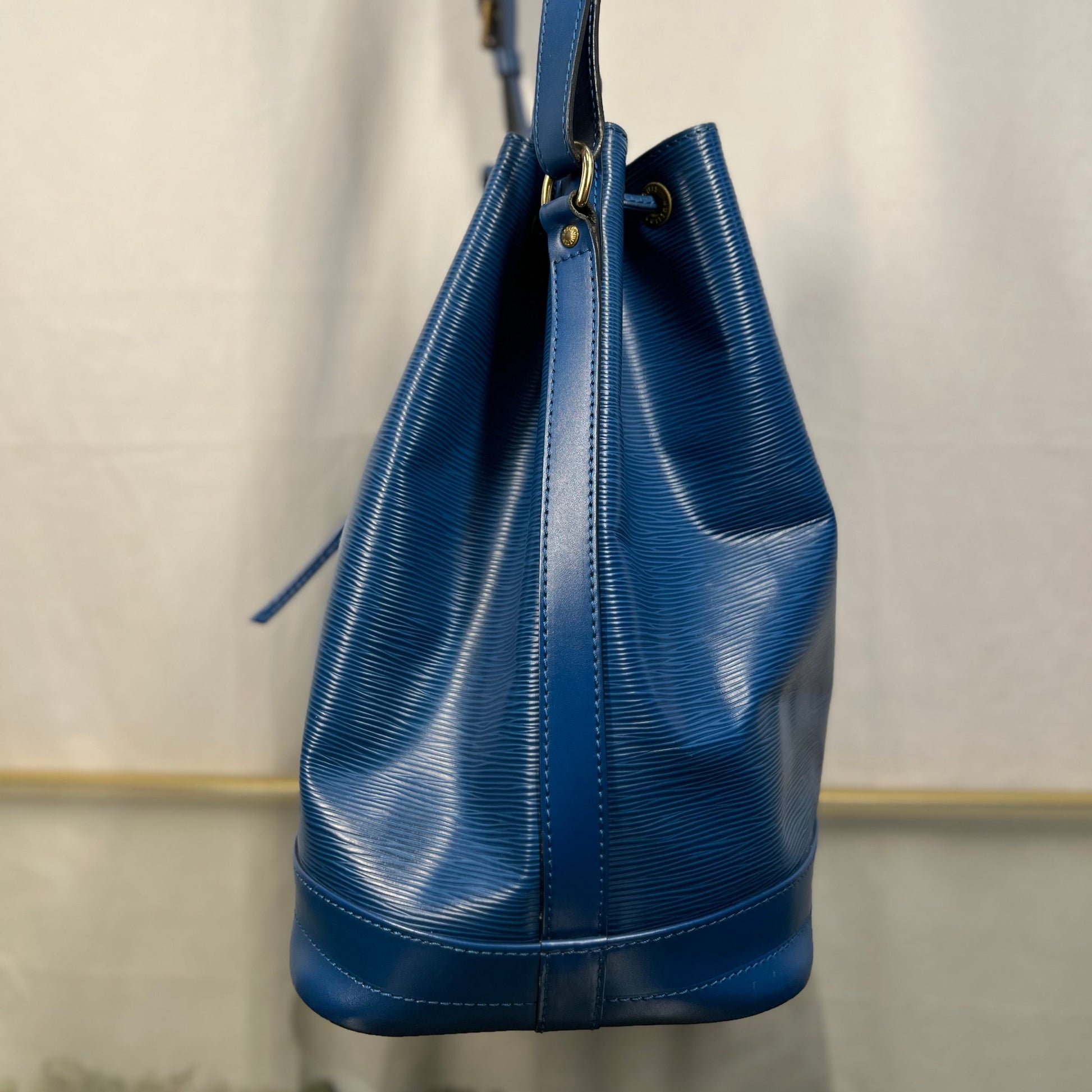 LOUIS VUITTON Noe Large Toledo Epi Leather Bucket Bag