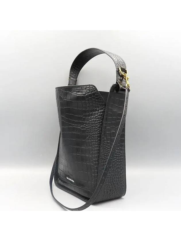 Luxury Balenciaga Trending 2026 659920 shoulder bag