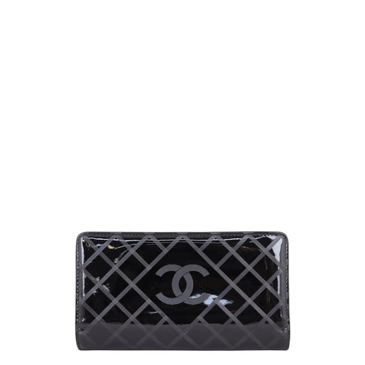 Chanel Vinyl CC Yen Wallet