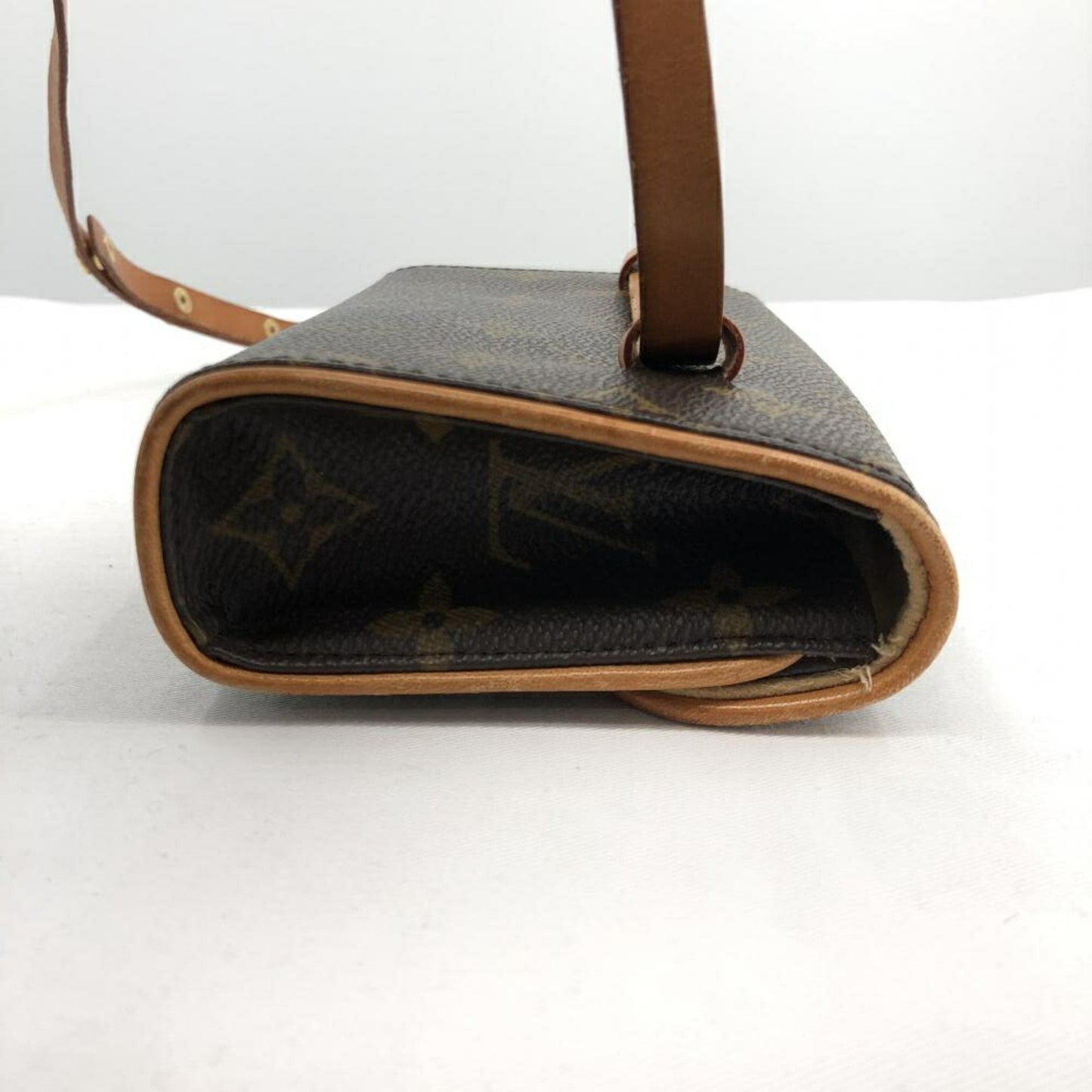 LOUIS VUITTON Twin Clutch Bag