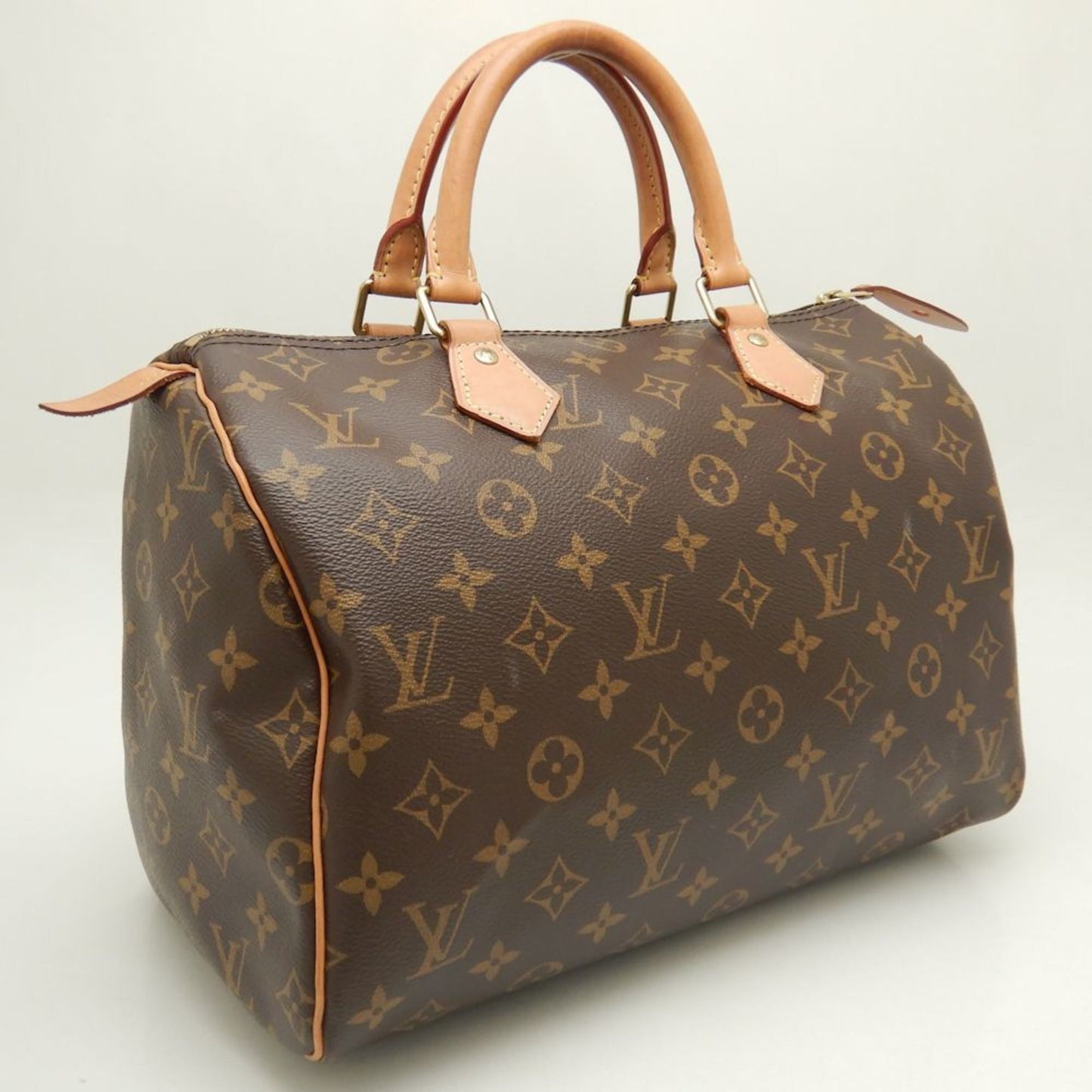 LOUIS VUITTON Handbag