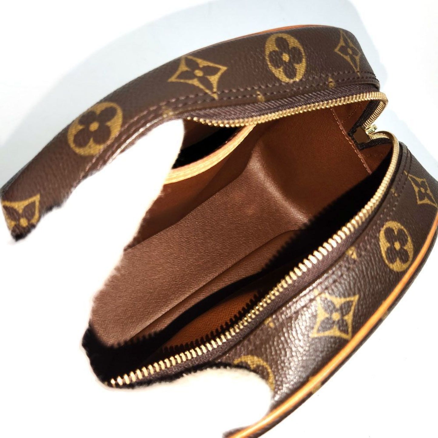 LOUIS VUITTON Blois Shoulder Bag