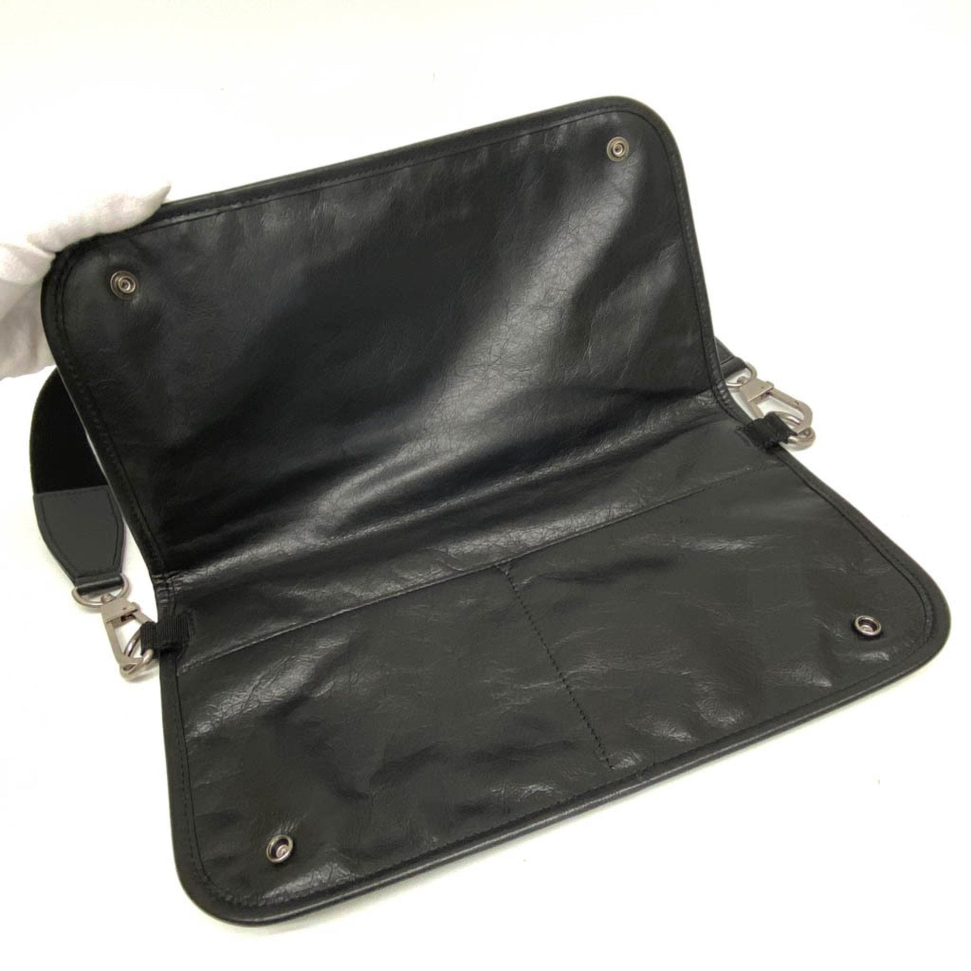 Gucci Leather Shoulder Bag