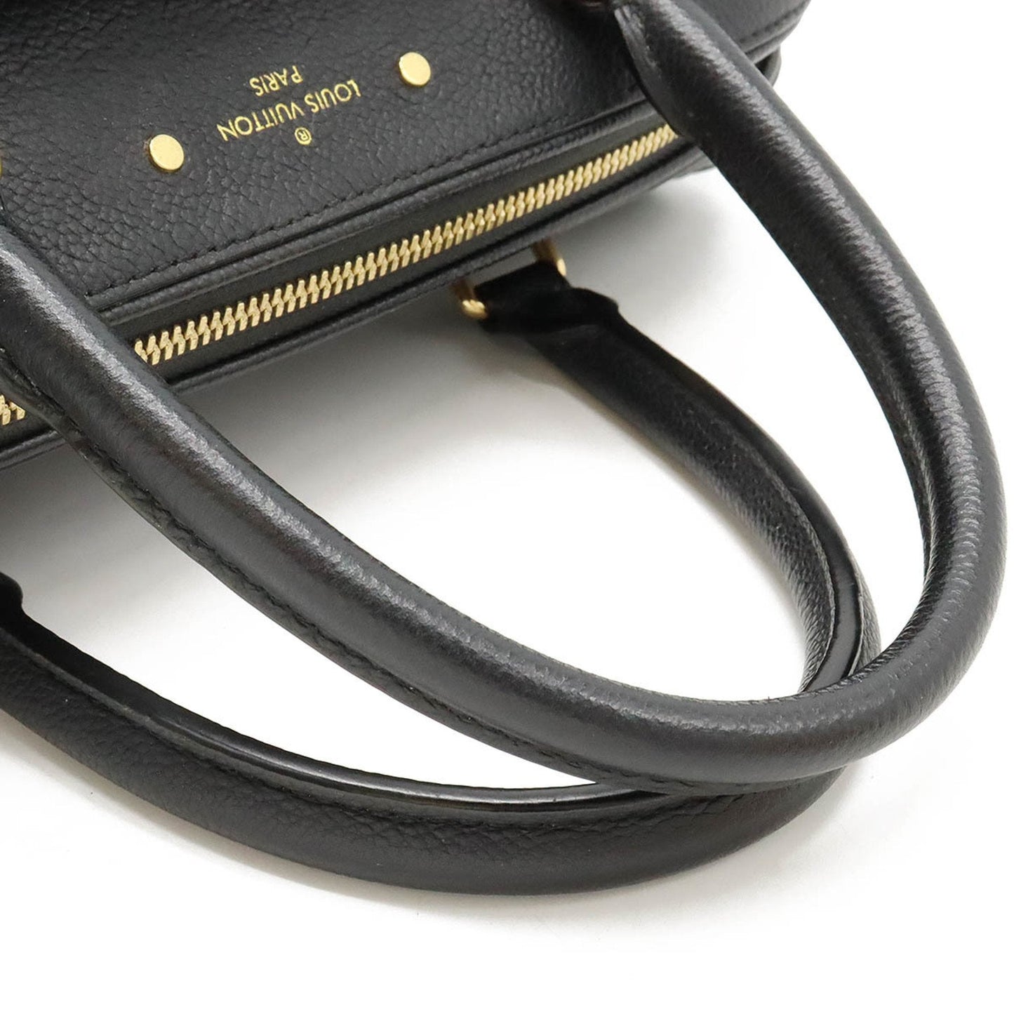 LOUIS VUITTON Shoulder Bag