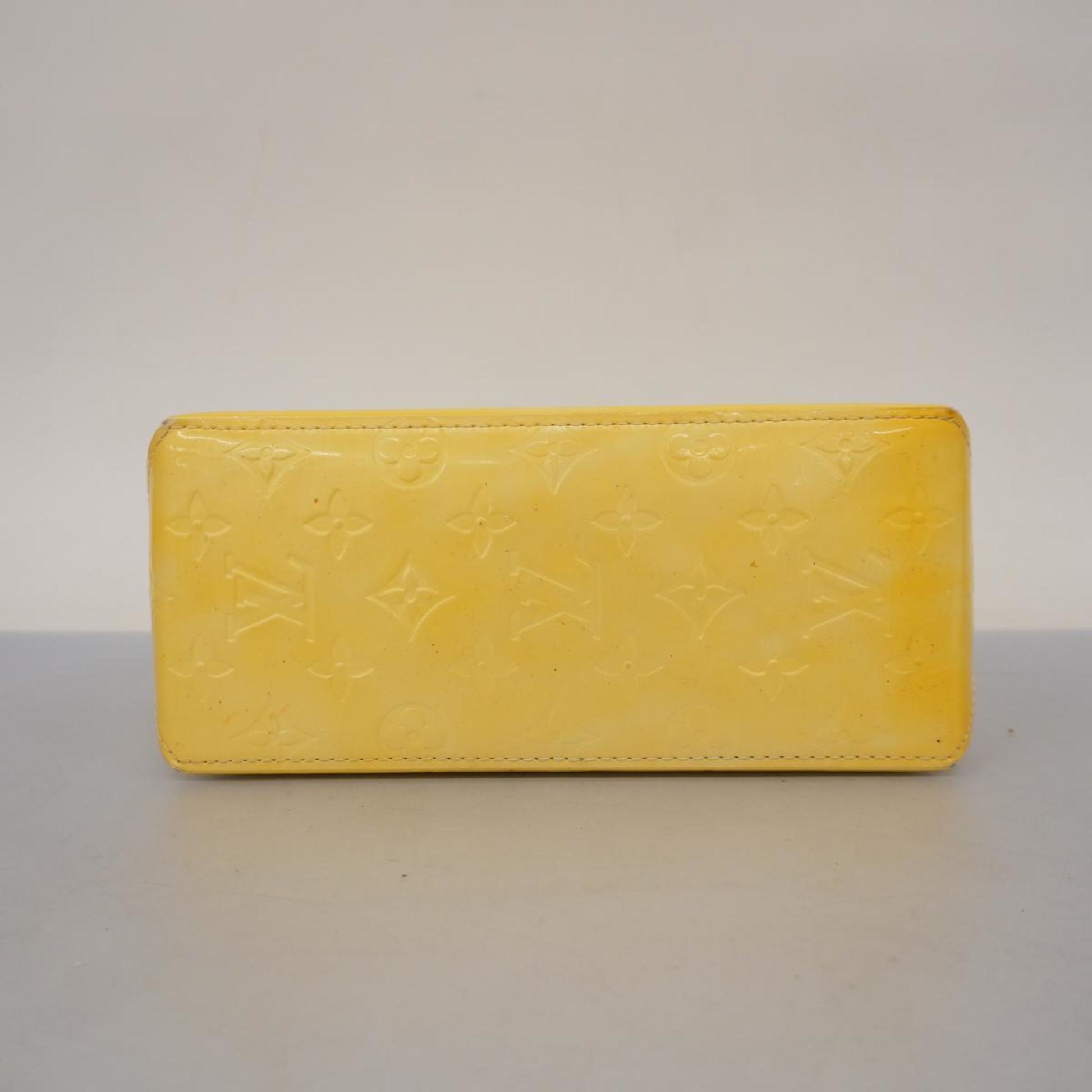 LOUIS VUITTON Reade Handbag
