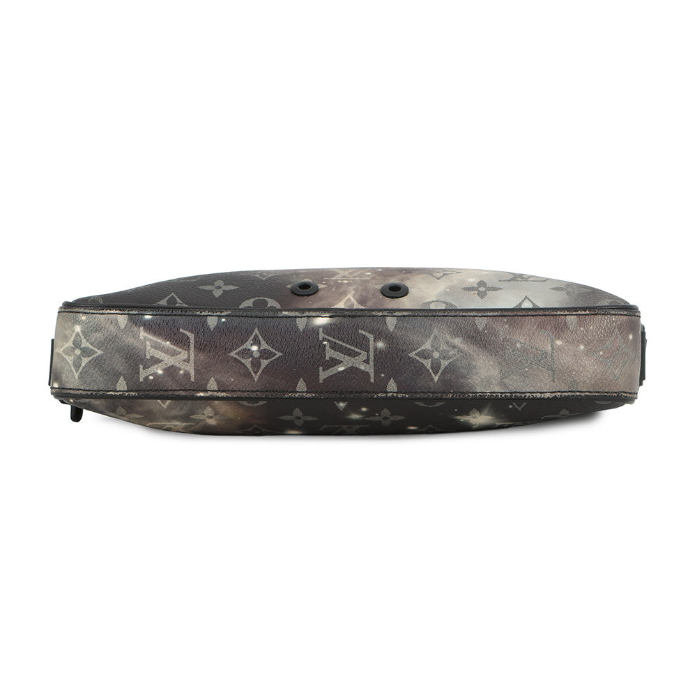 LOUIS VUITTON Alpha Messenger NoirM44165 Monogram Galaxy