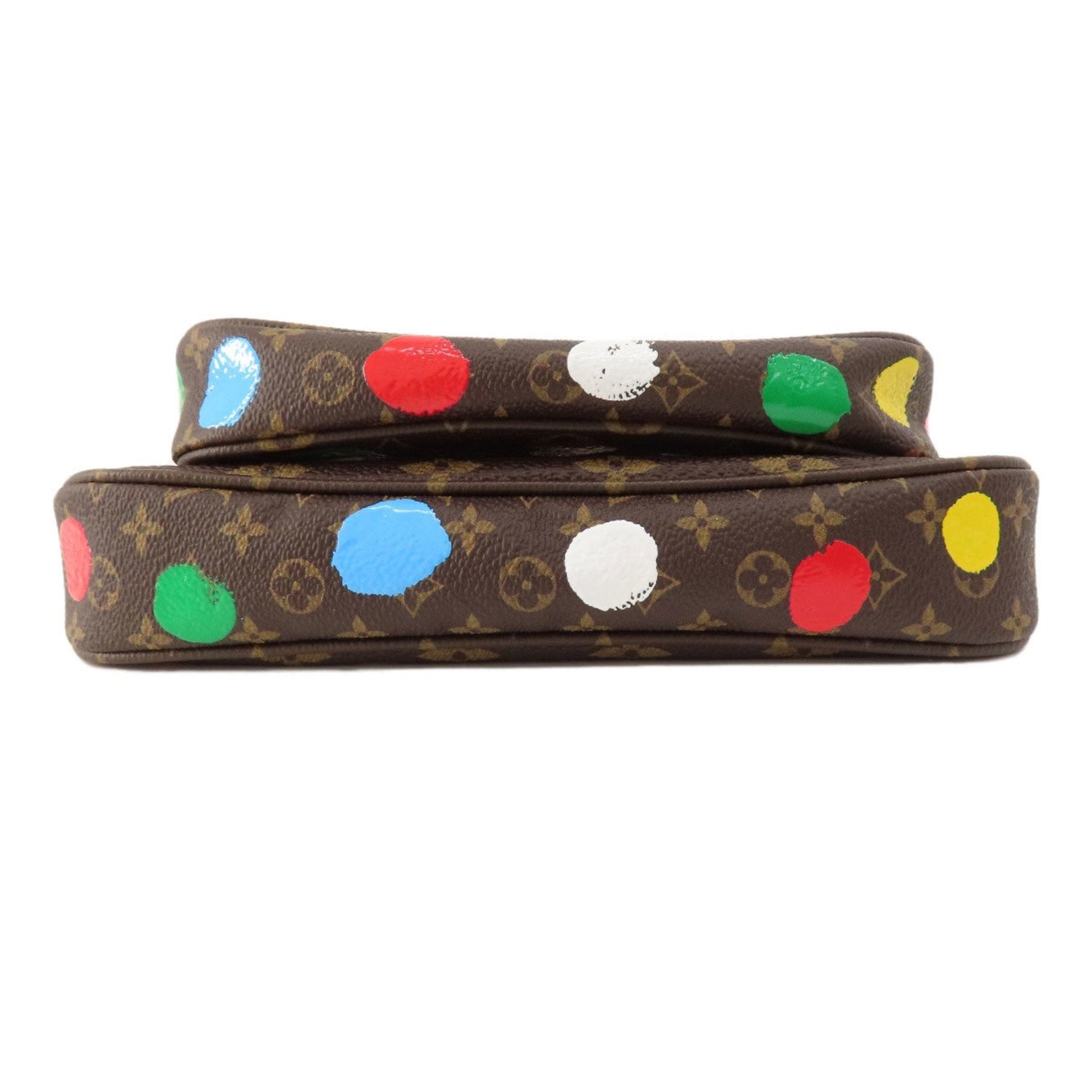 LOUIS VUITTON Multi Pochette Accessoires Clutch Bag