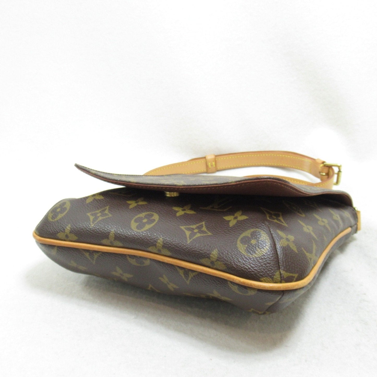 LOUIS VUITTON Mtte Salsa Shoulder Bag