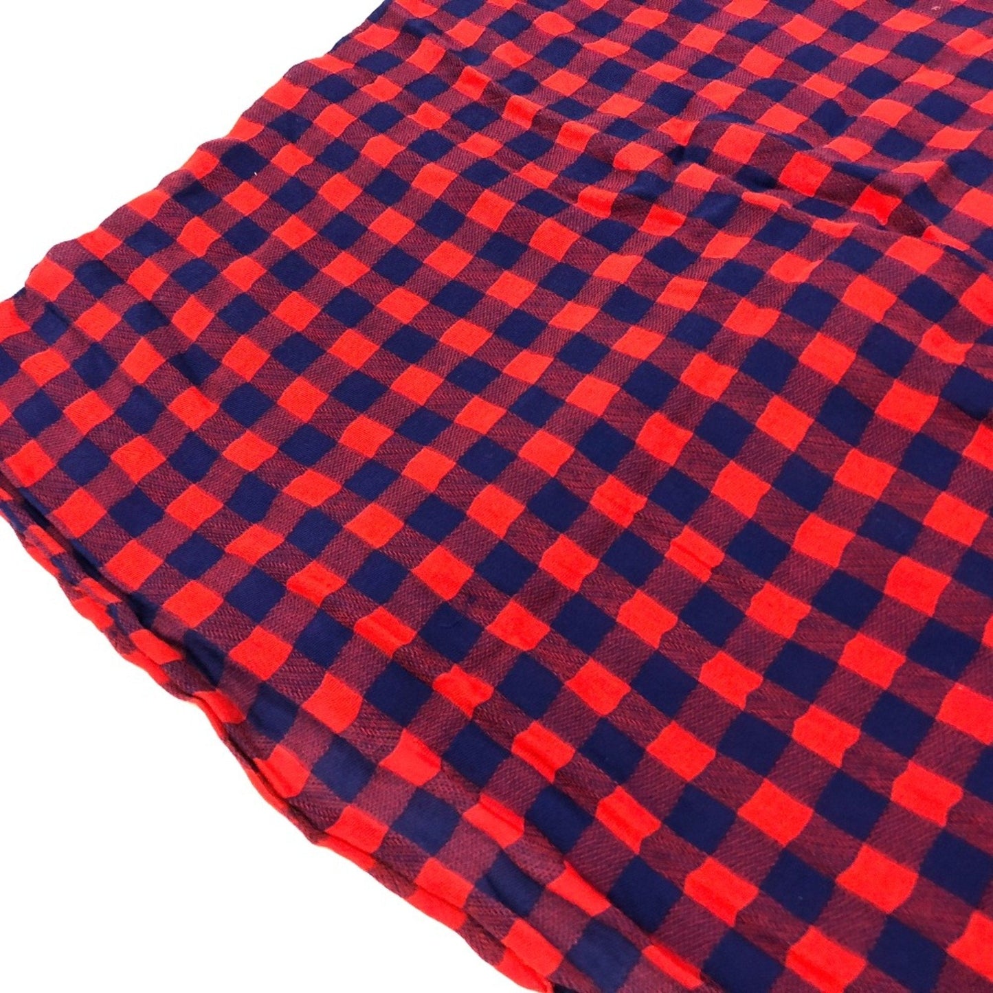 LOUIS VUITTON Scarves