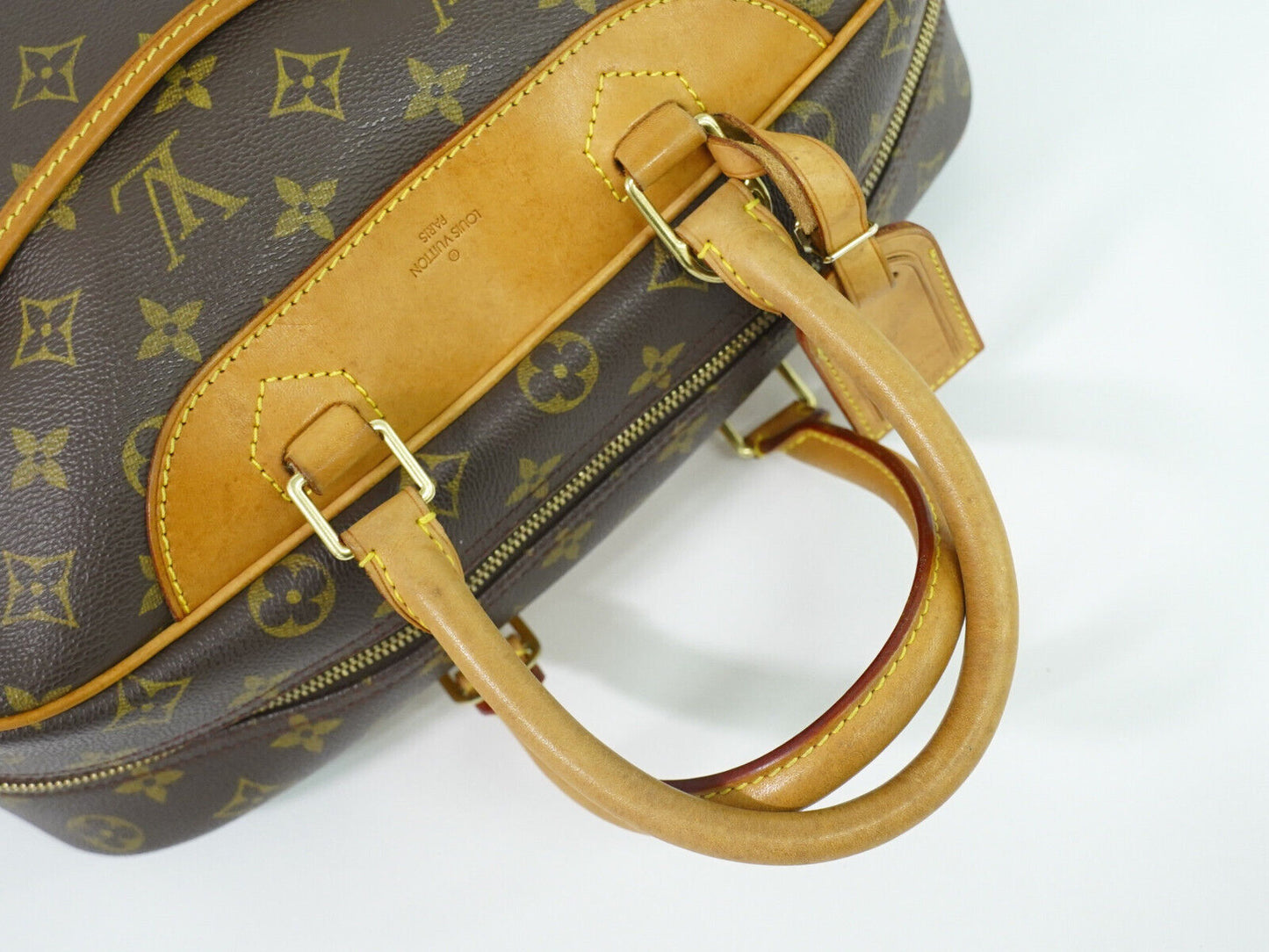 LOUIS VUITTON Deauville Handbag