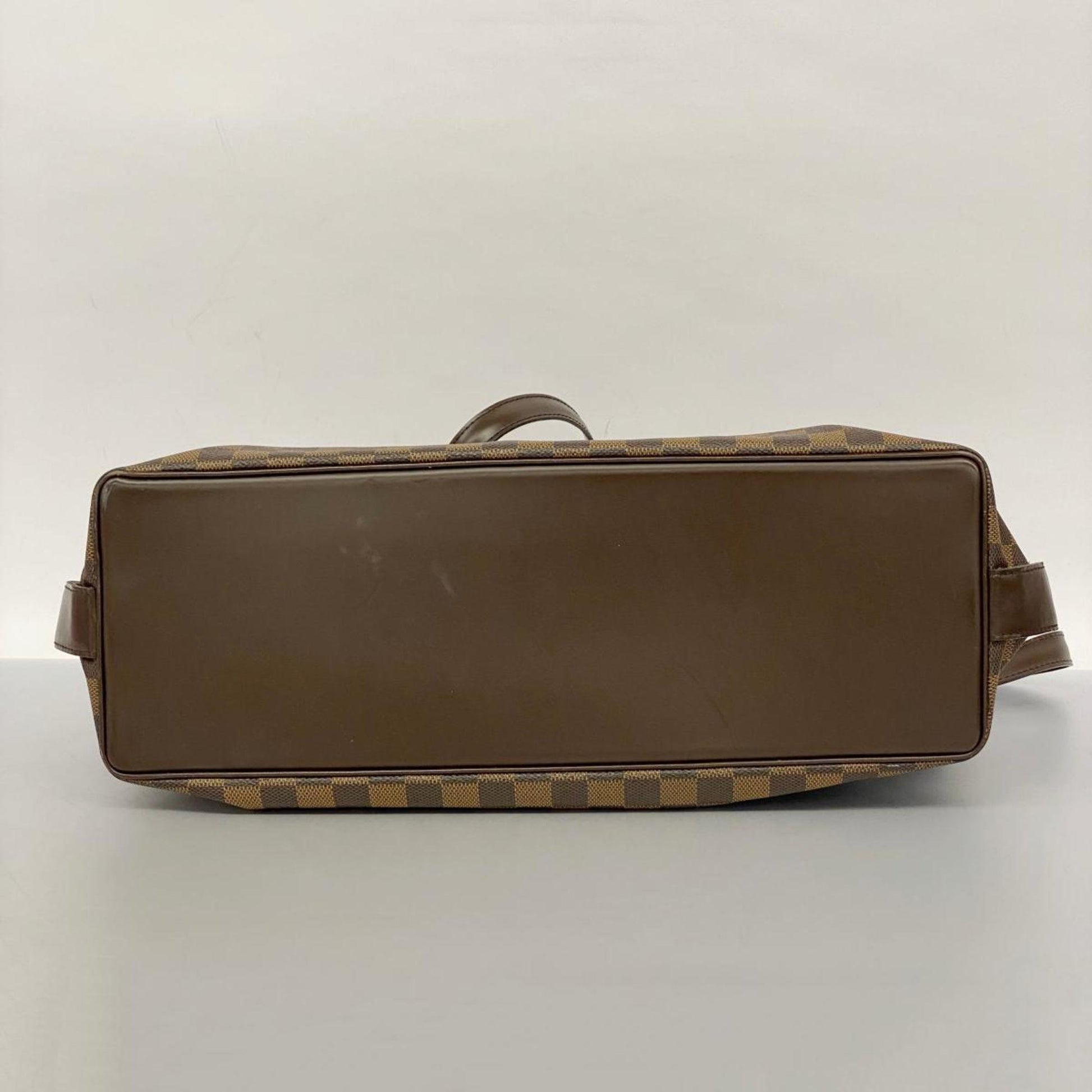 LOUIS VUITTON Chelsea Shoulder Bag