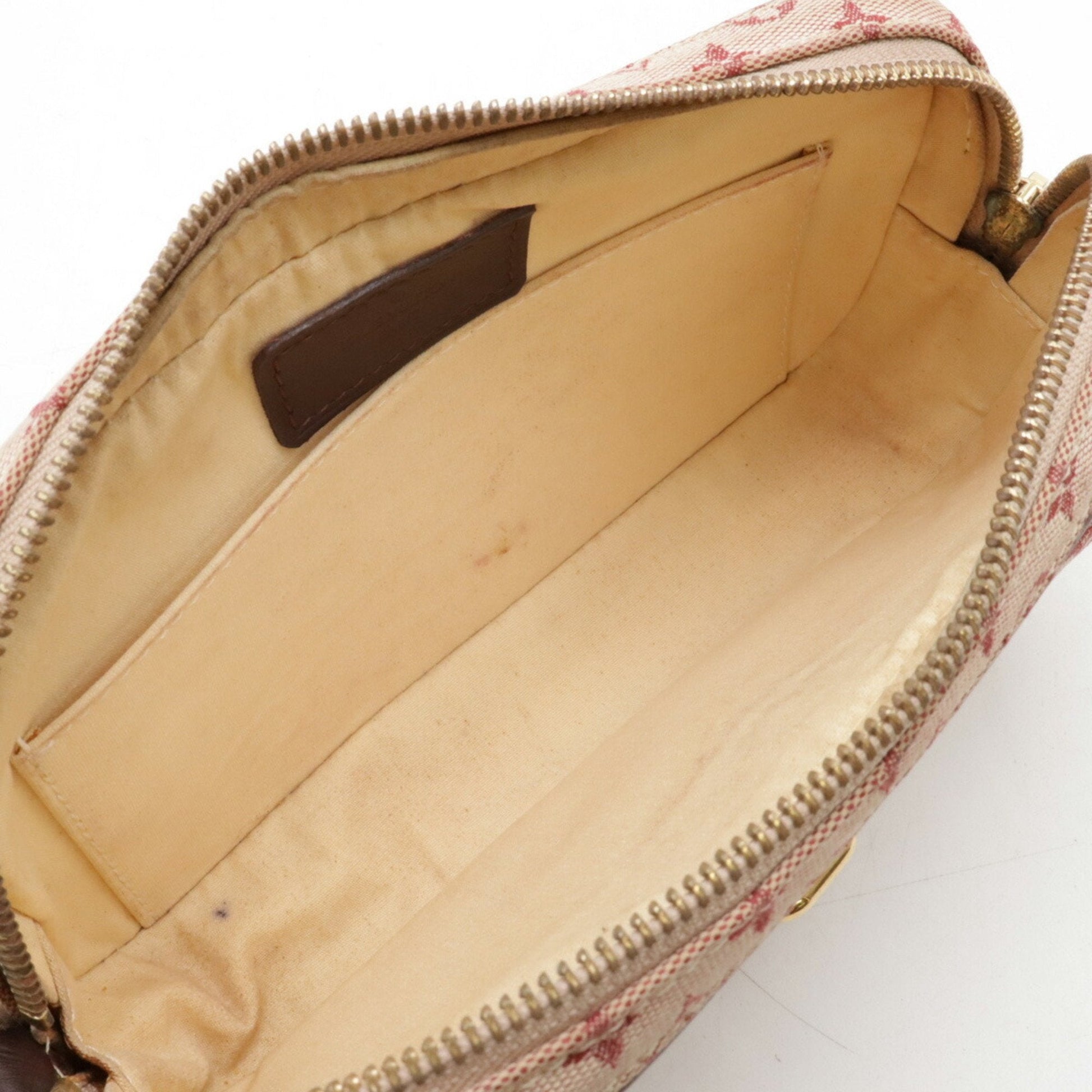 LOUIS VUITTON Juliette Clutch Bag