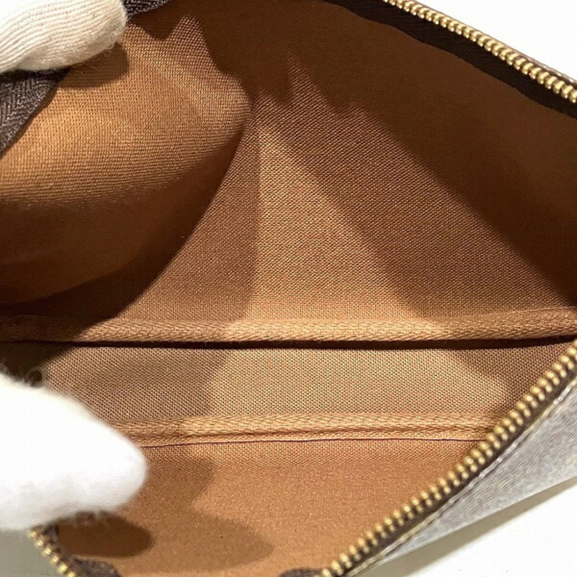 LOUIS VUITTON Pochette Accessoire Clutch Bag