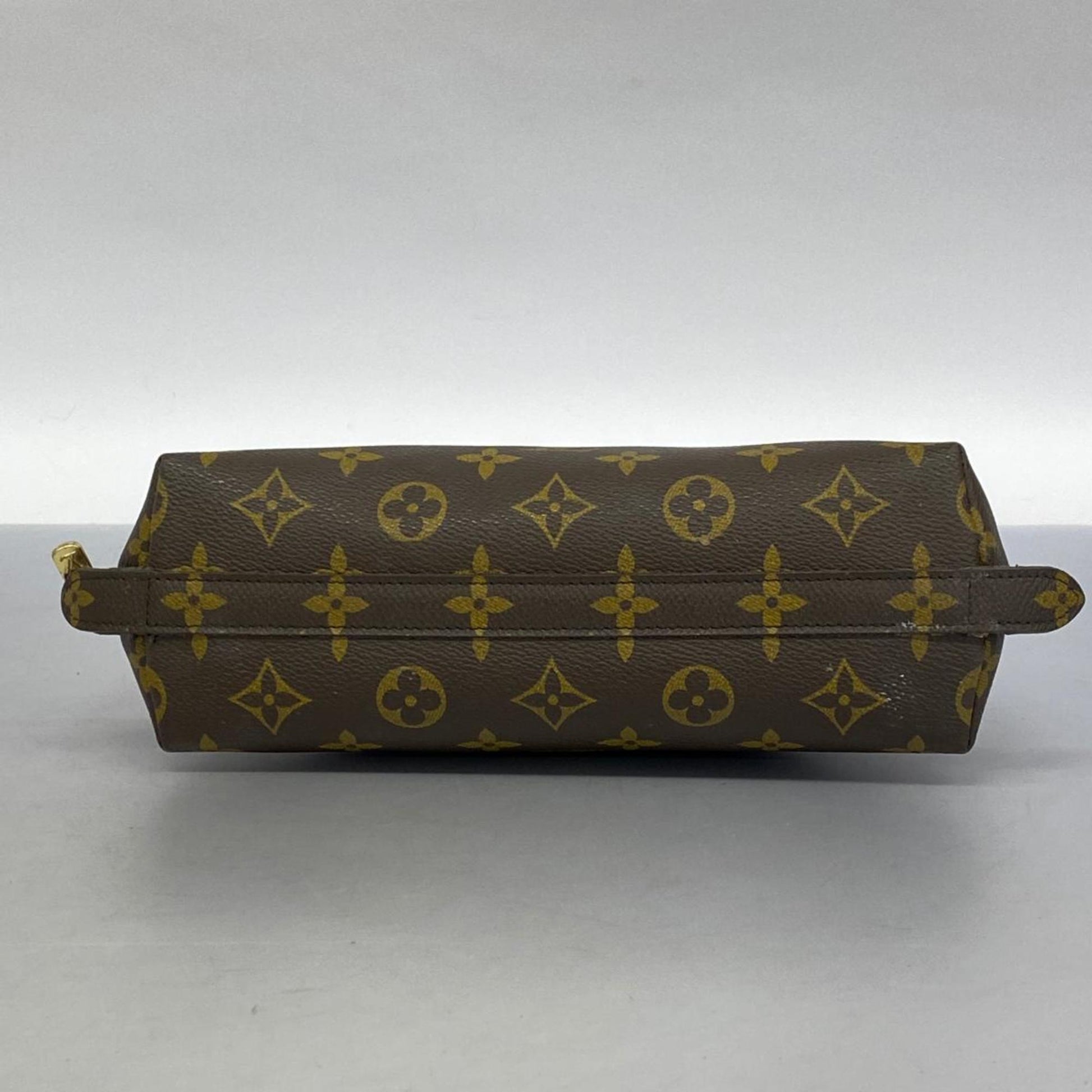 LOUIS VUITTON Demi ronde Clutch Bag