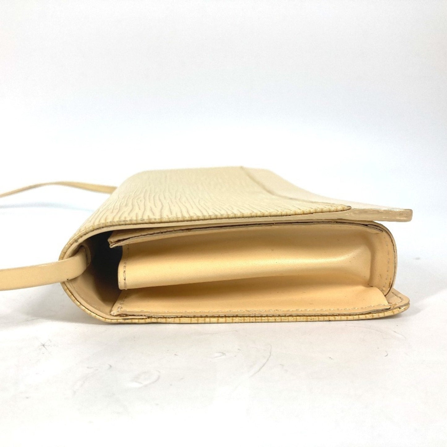 LOUIS VUITTON Honfleur Clutch Bag