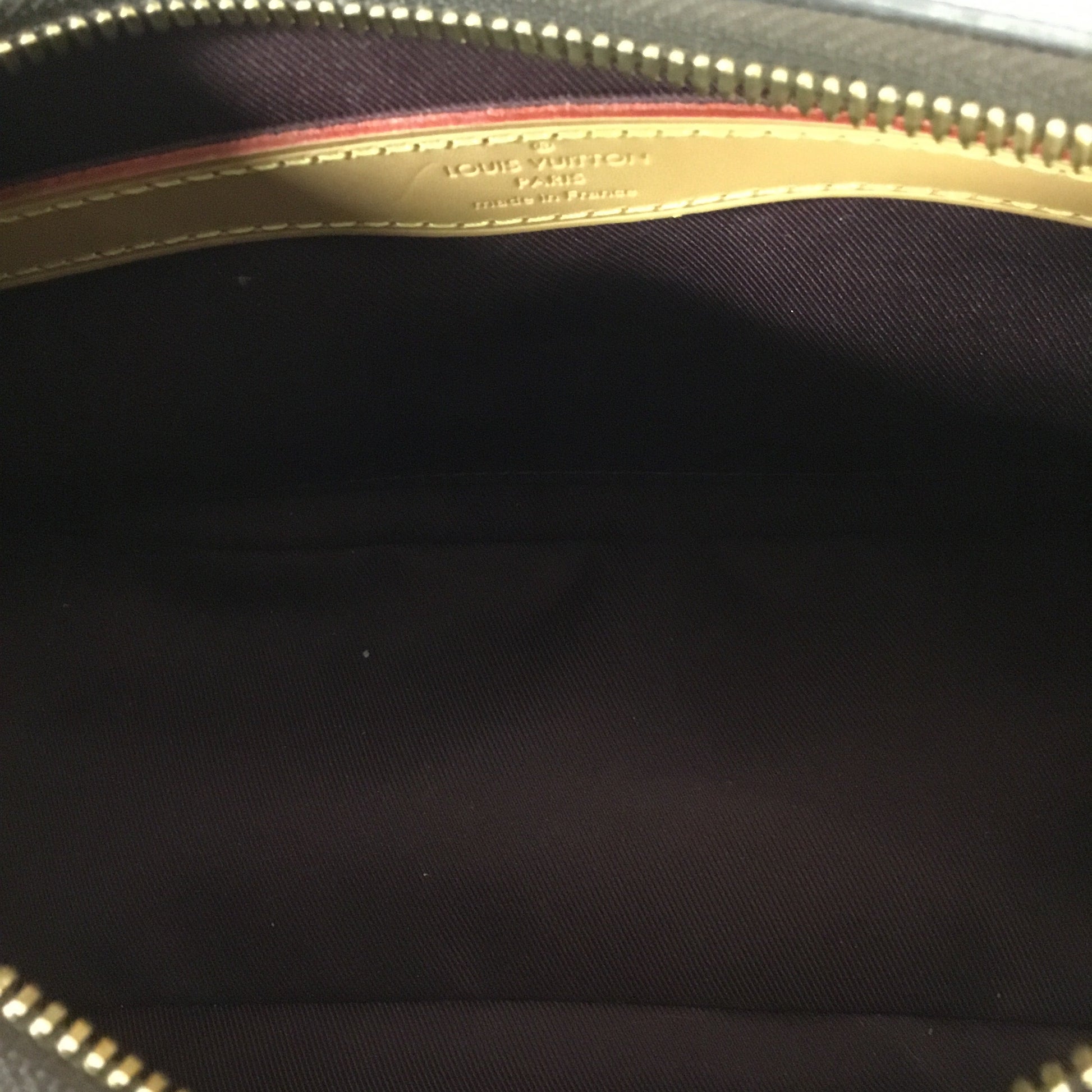 HandBag Luxury Designer By Louis Vuitton, Size: Small