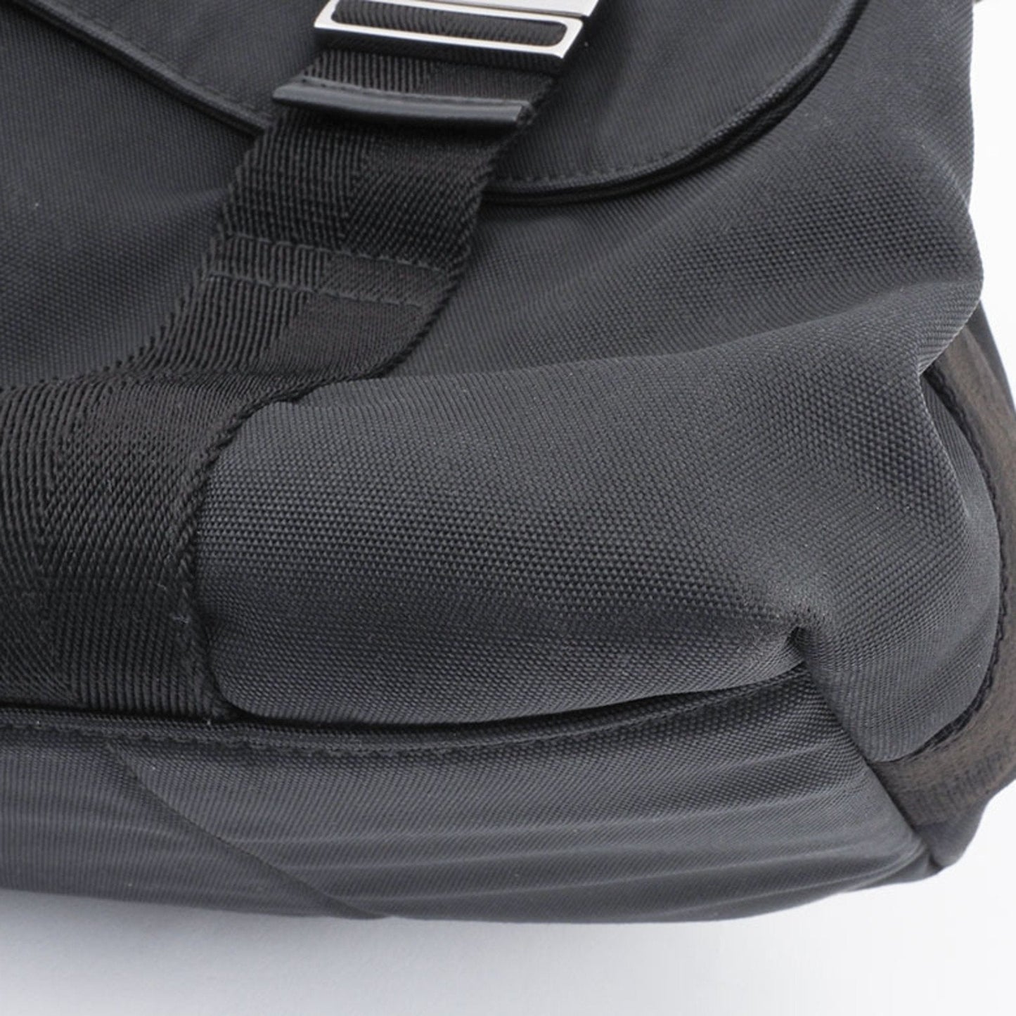 Gucci Messenger