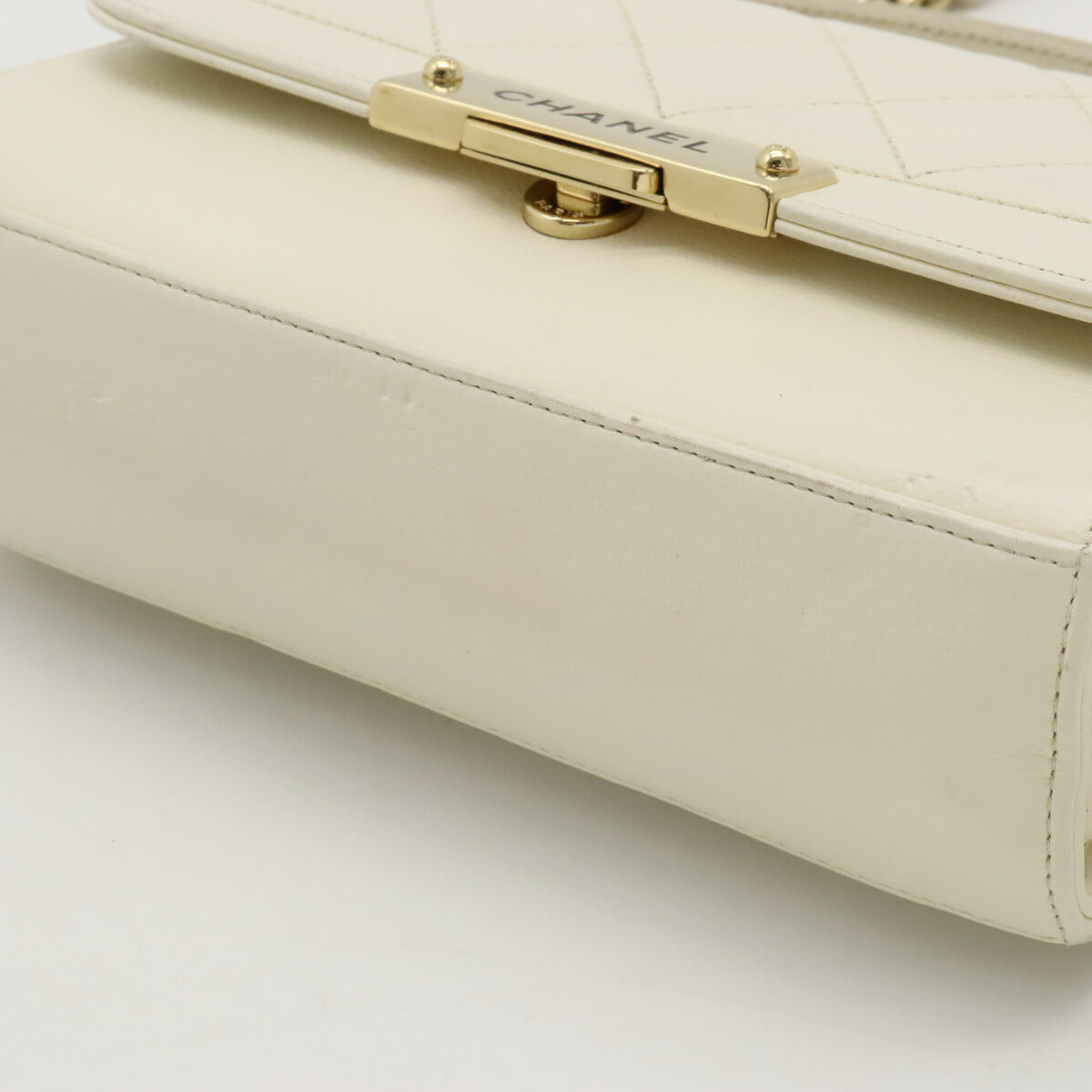 Chanel Leather MatelassÃ© 2way Handbag