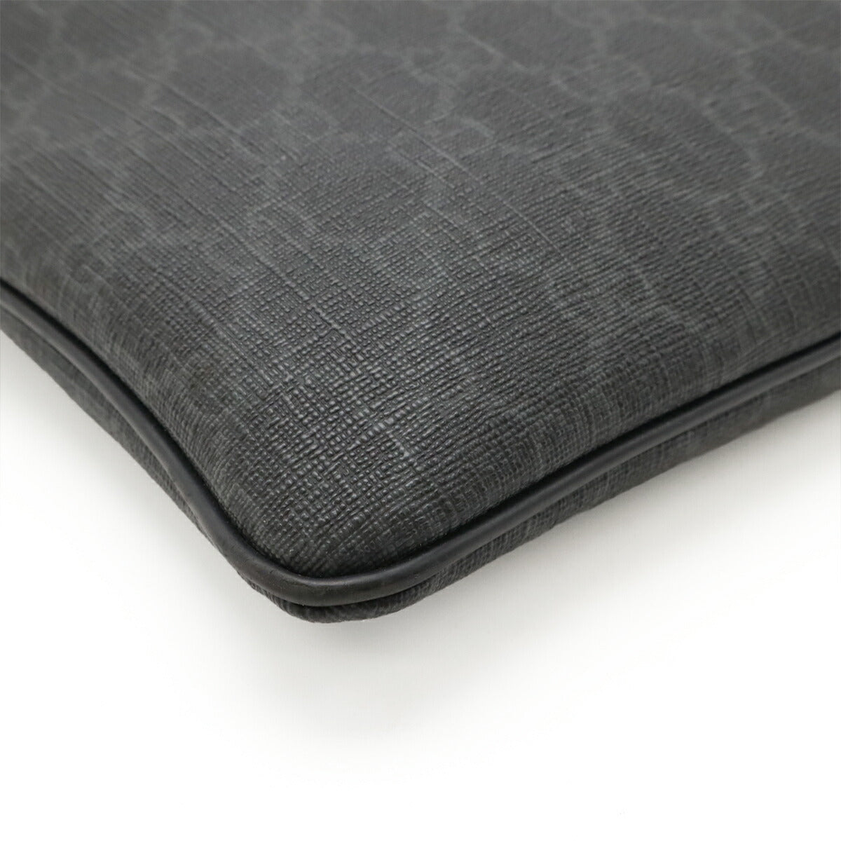 Gucci GG Supreme Shoulder Bag