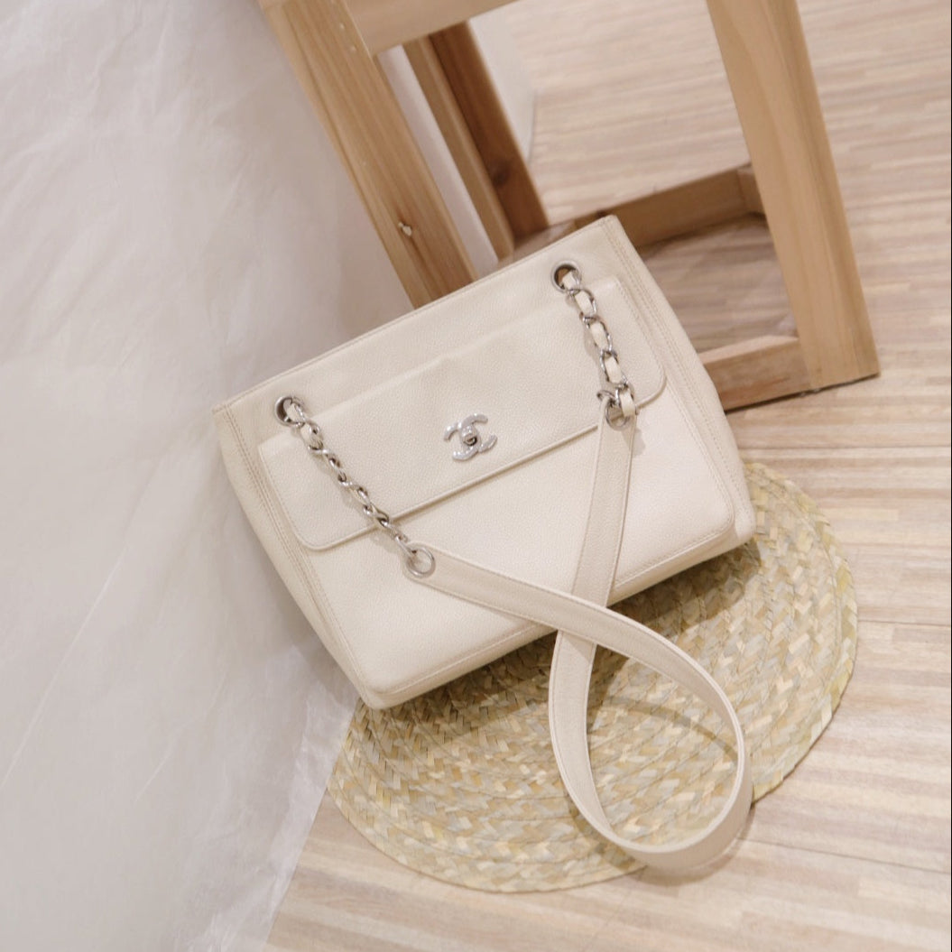 Chanel Tote Bag - Lynora Bags